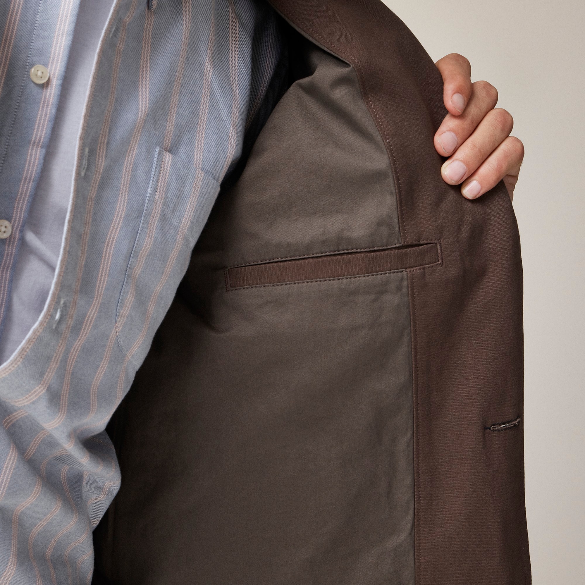 Limited-edition waxed 1983 heritage Barn Jacket™