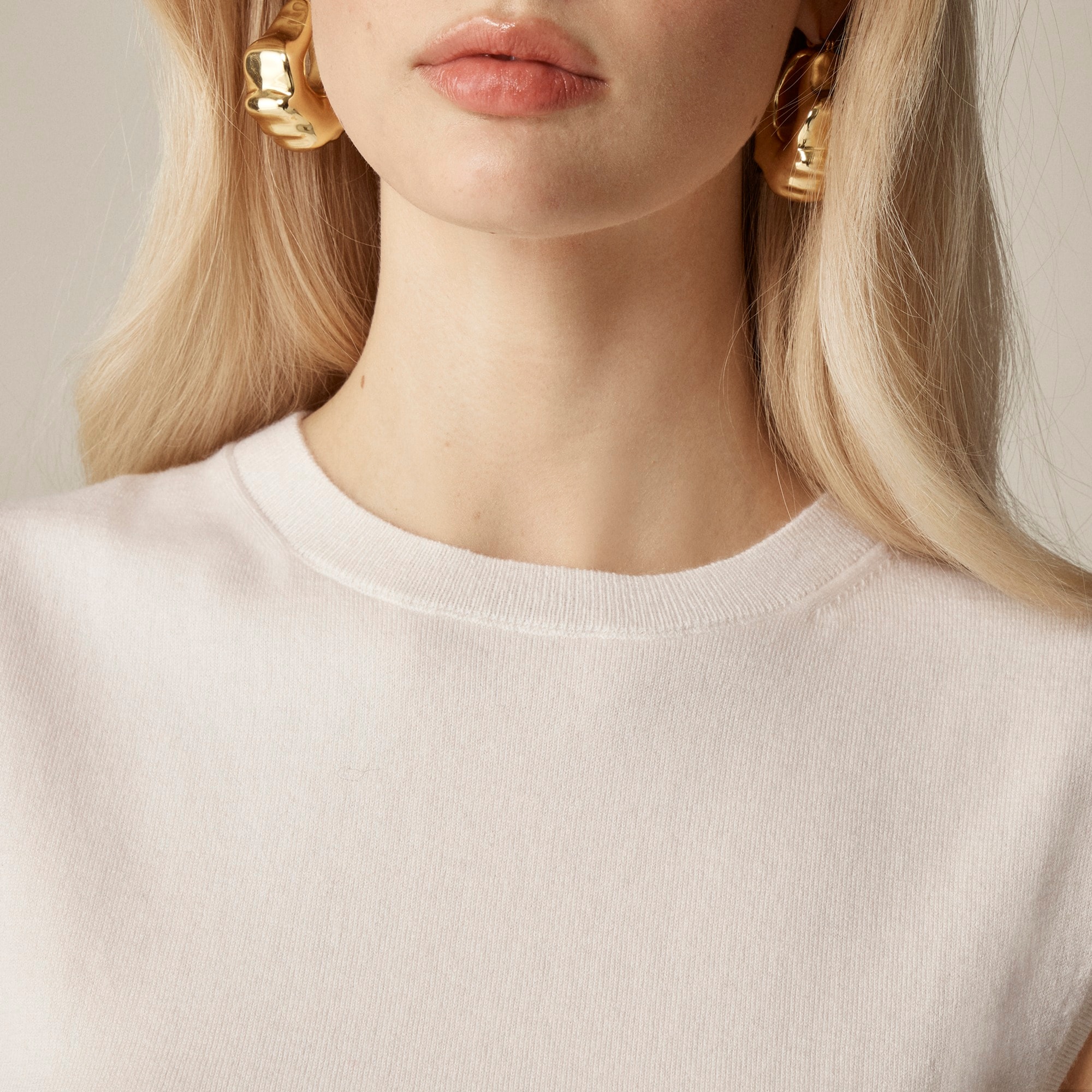 Featherweight cashmere-blend cropped sweater shell