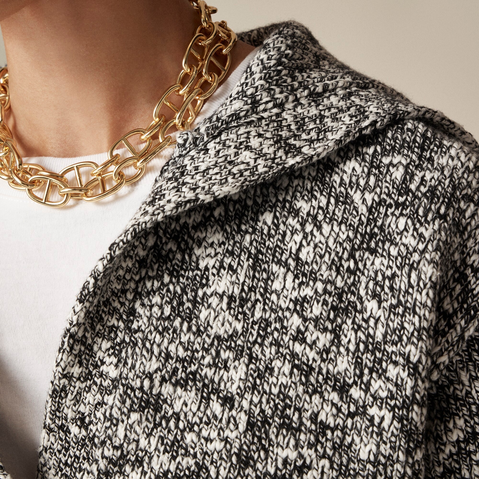 Sailor-collar cardigan in marled yarn