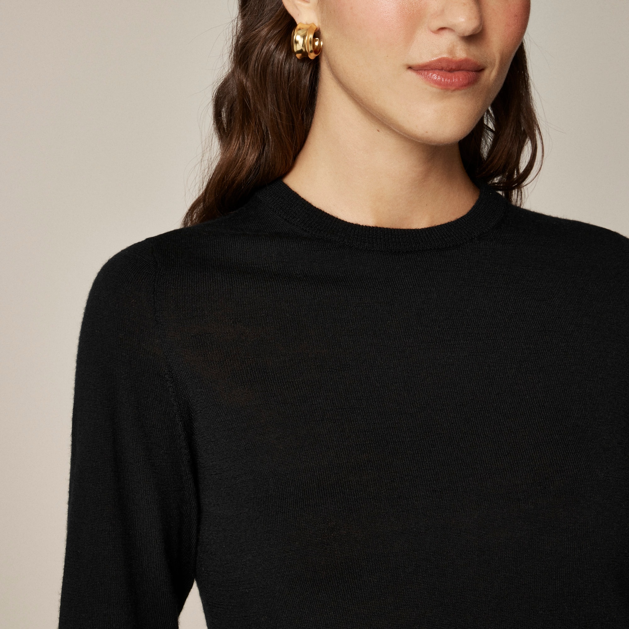 Carolyn fitted crewneck sweater in merino wool