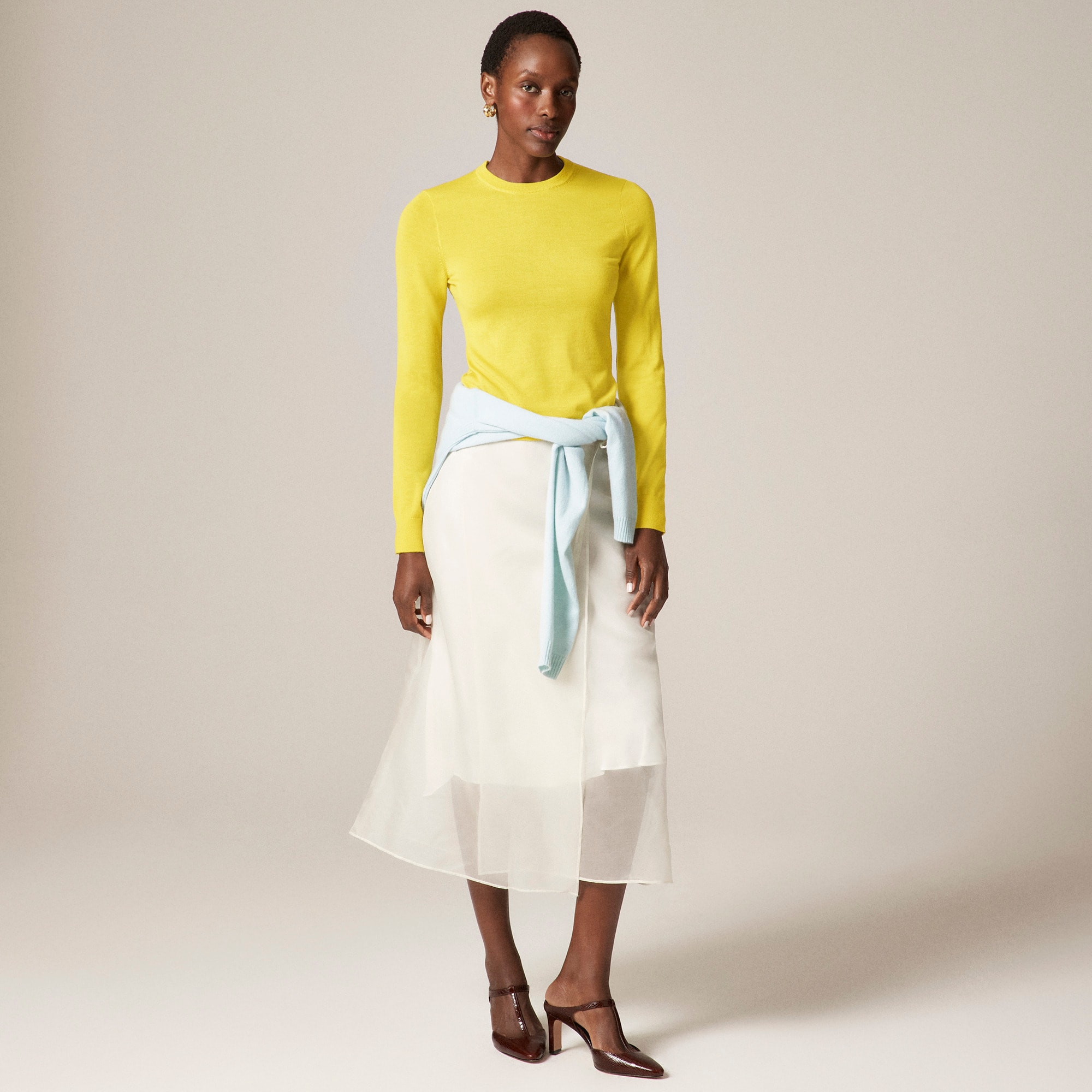  Carolyn fitted crewneck sweater in merino wool