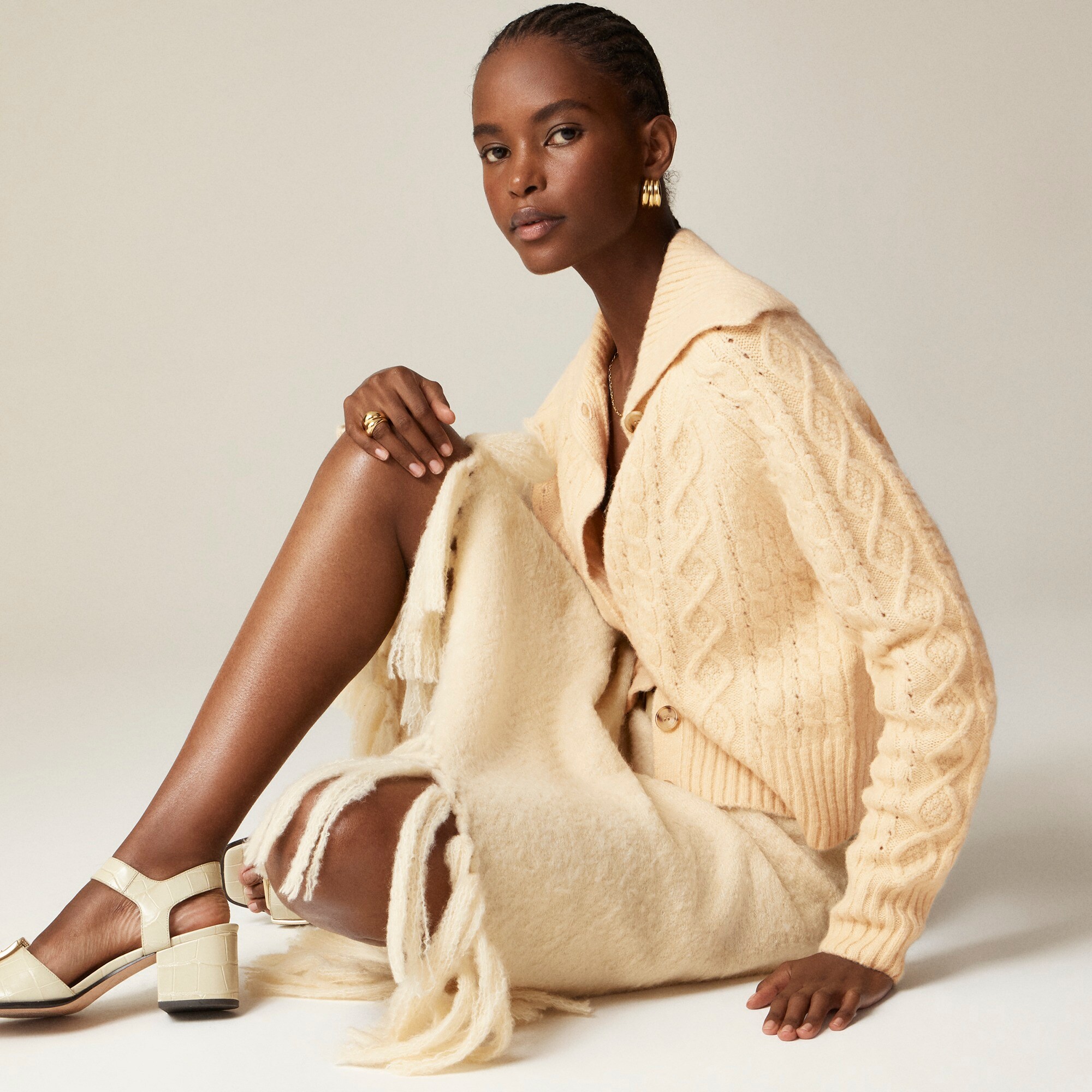 Collared cable-knit cardigan