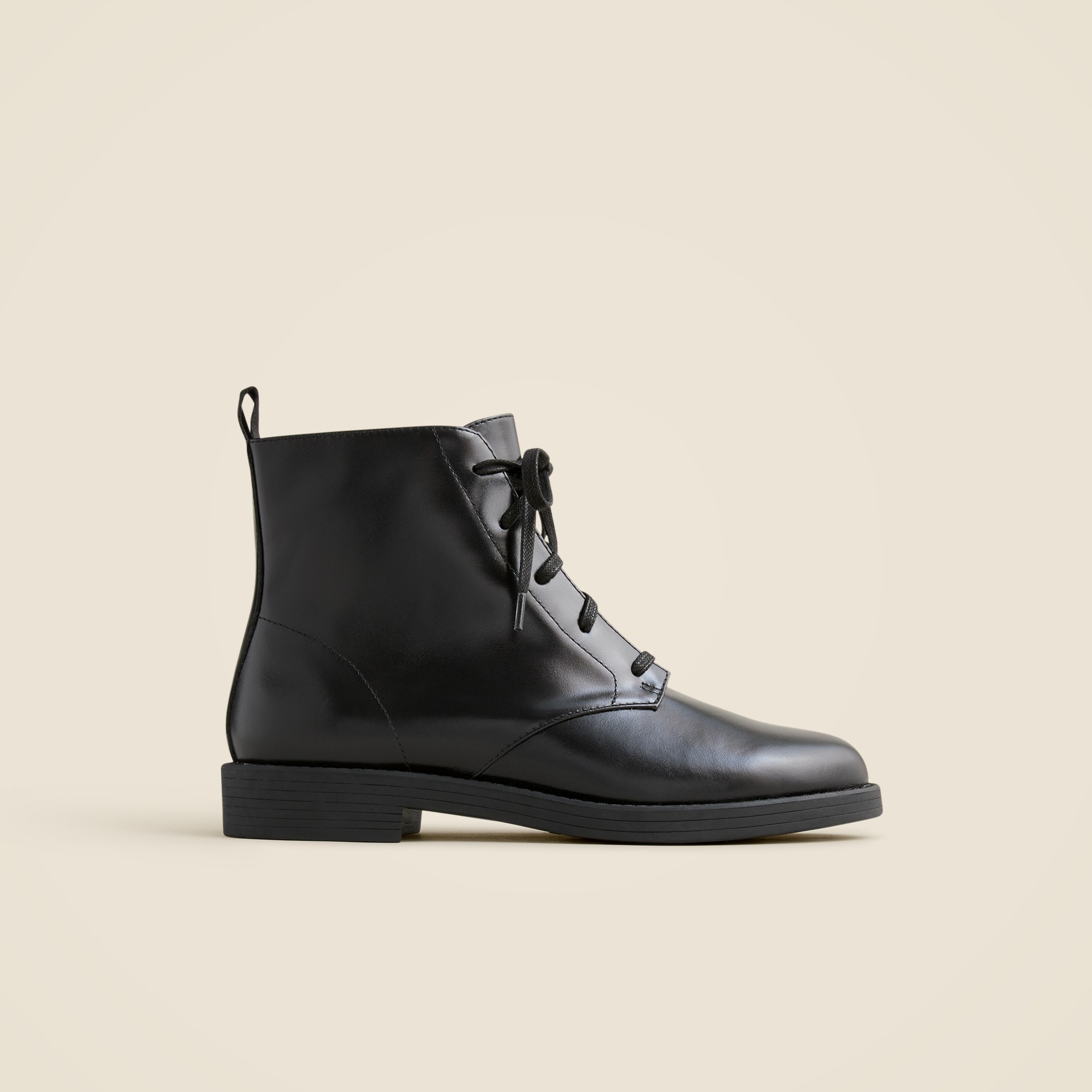 Lace-up ankle boots in leather