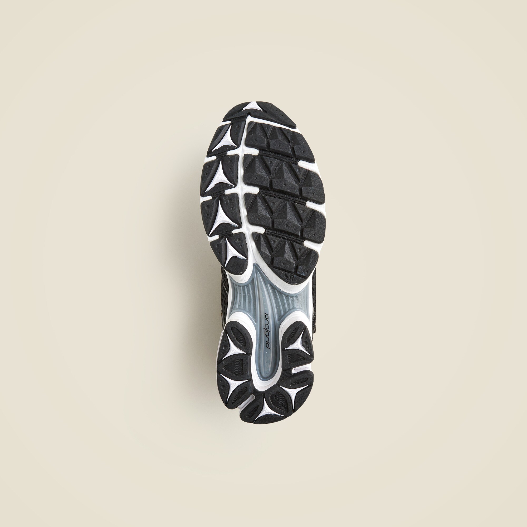 Saucony® ProGrid Triumph 4 sneakers