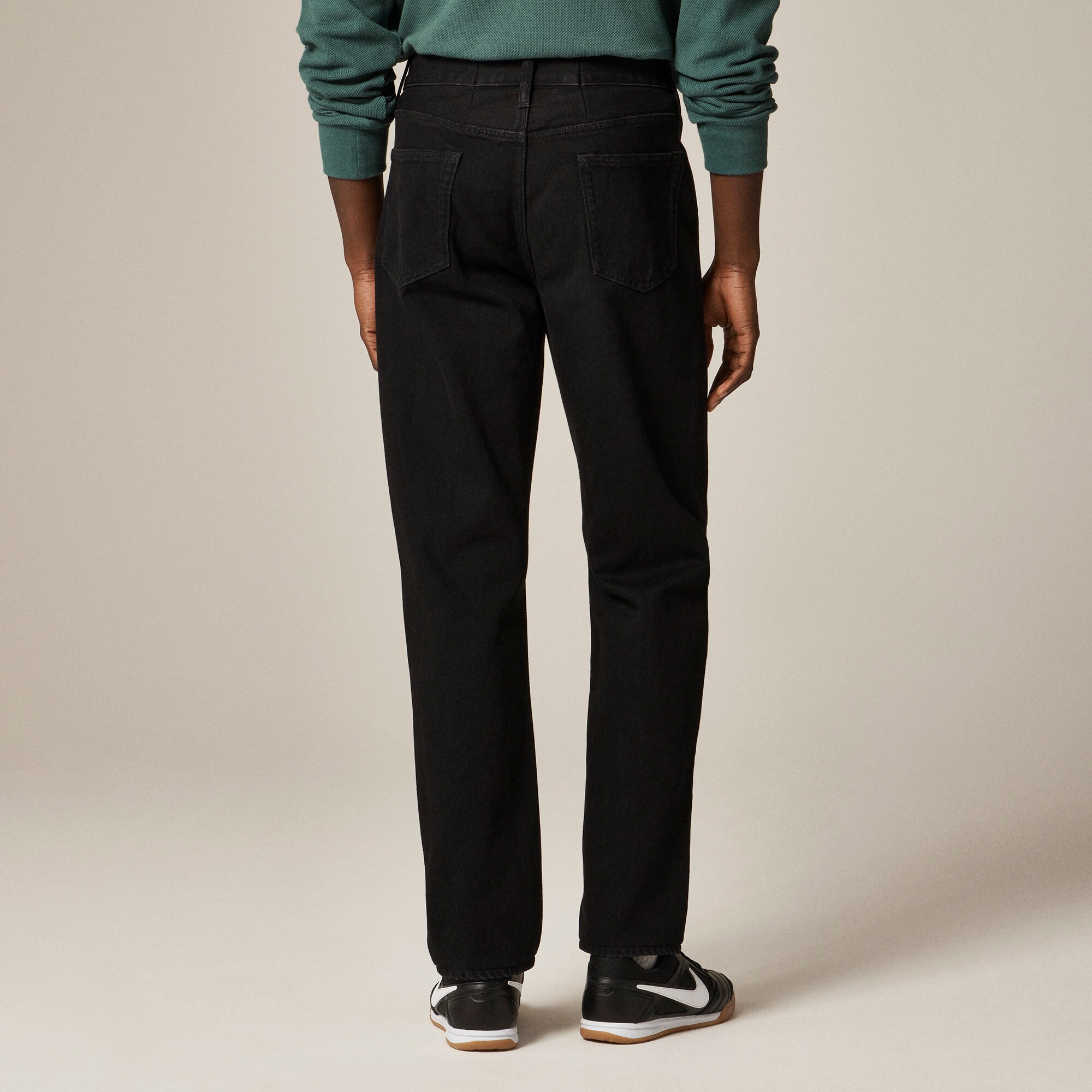 Classic Straight jean in black rinse