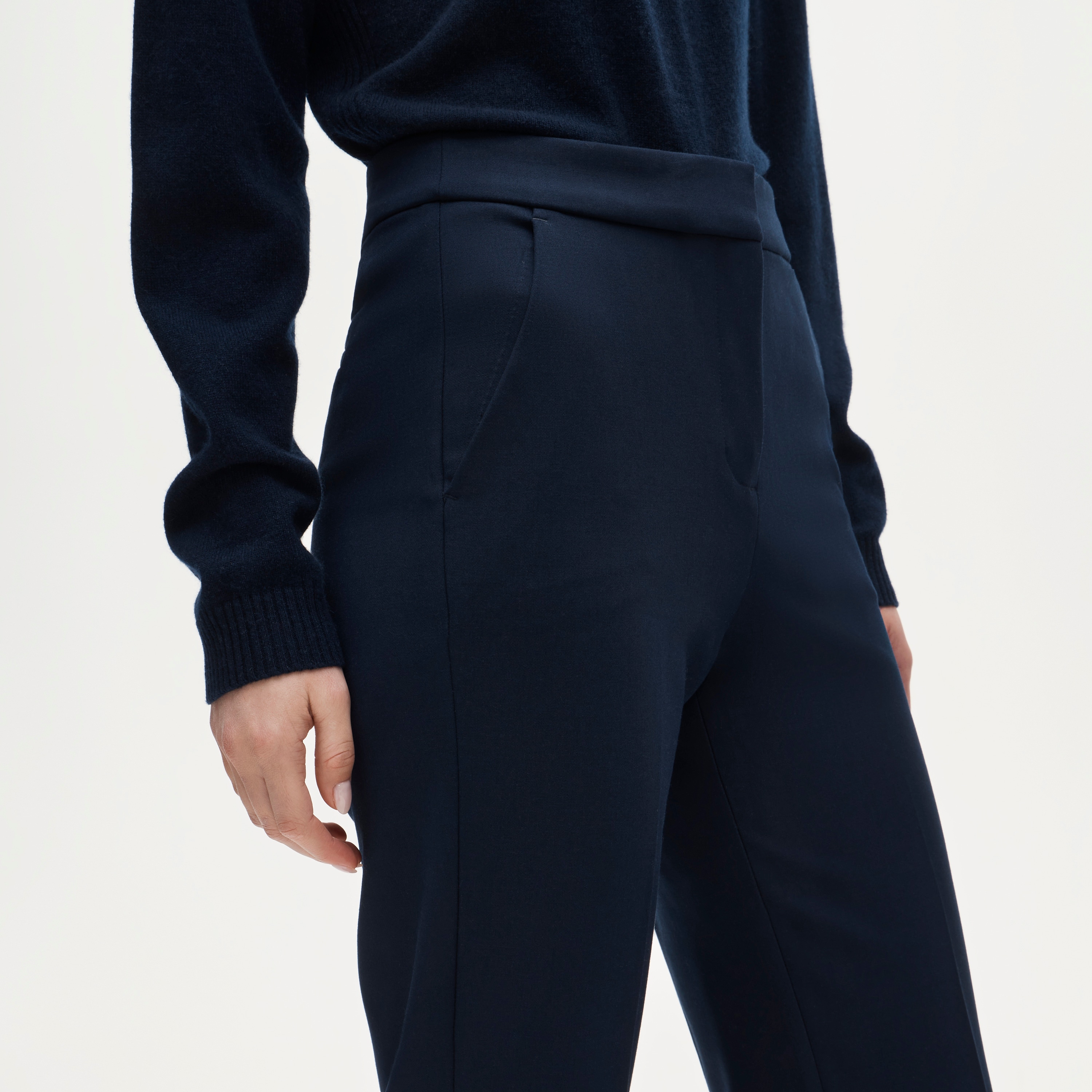 Kate straight-leg pant in four-season stretch