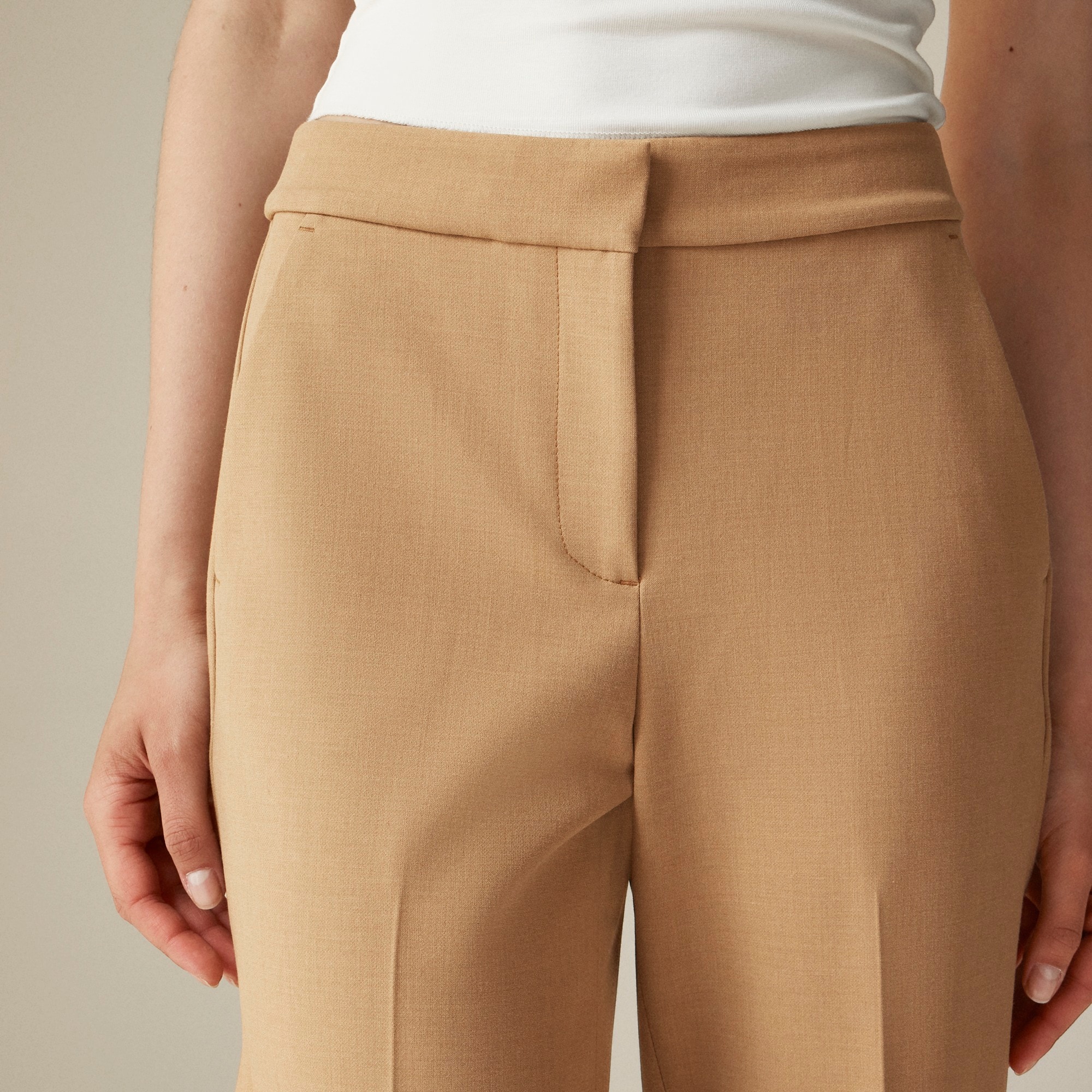 Kate straight-leg pant in four-season stretch