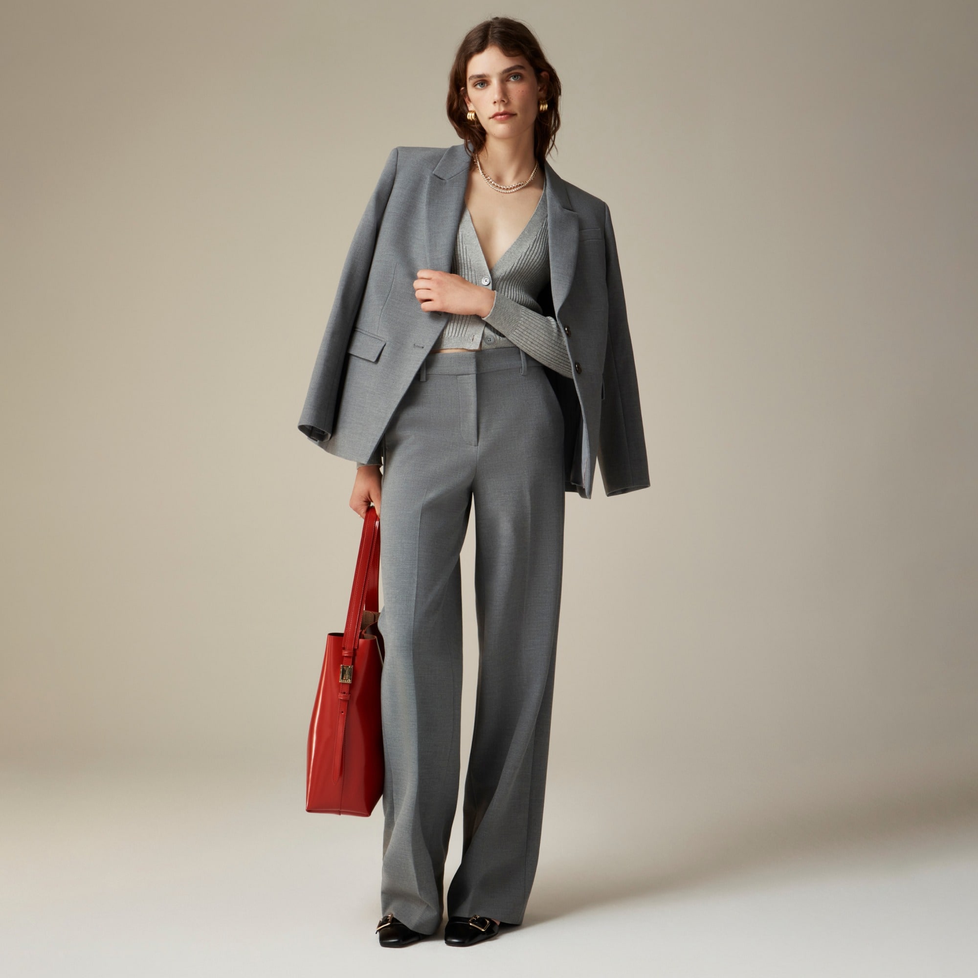 Wide-leg trouser in four-season stretch