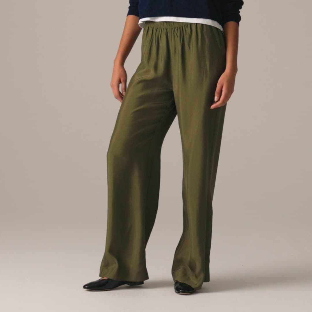 Stratus pant in textured satin