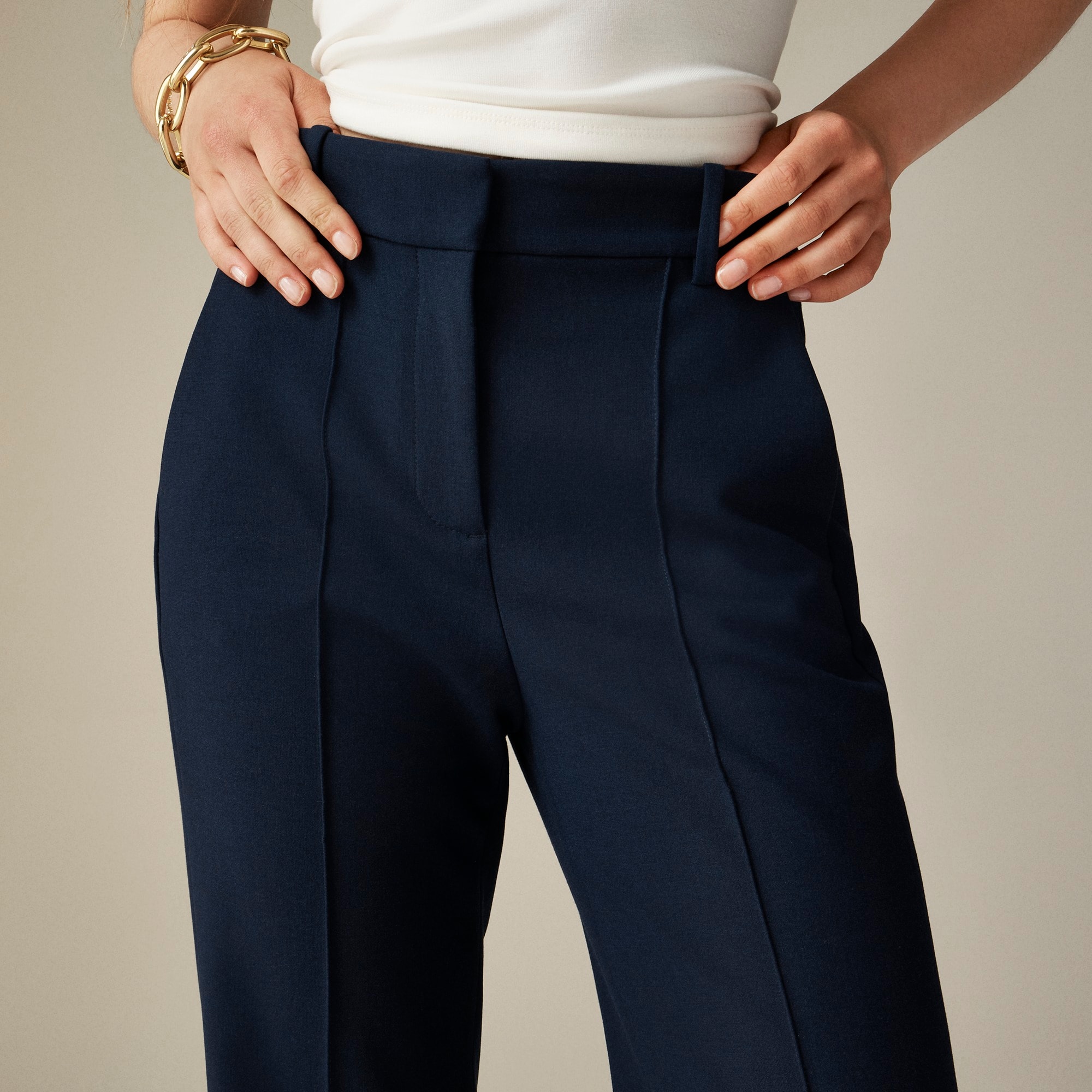 Natalia pant in four-season stretch