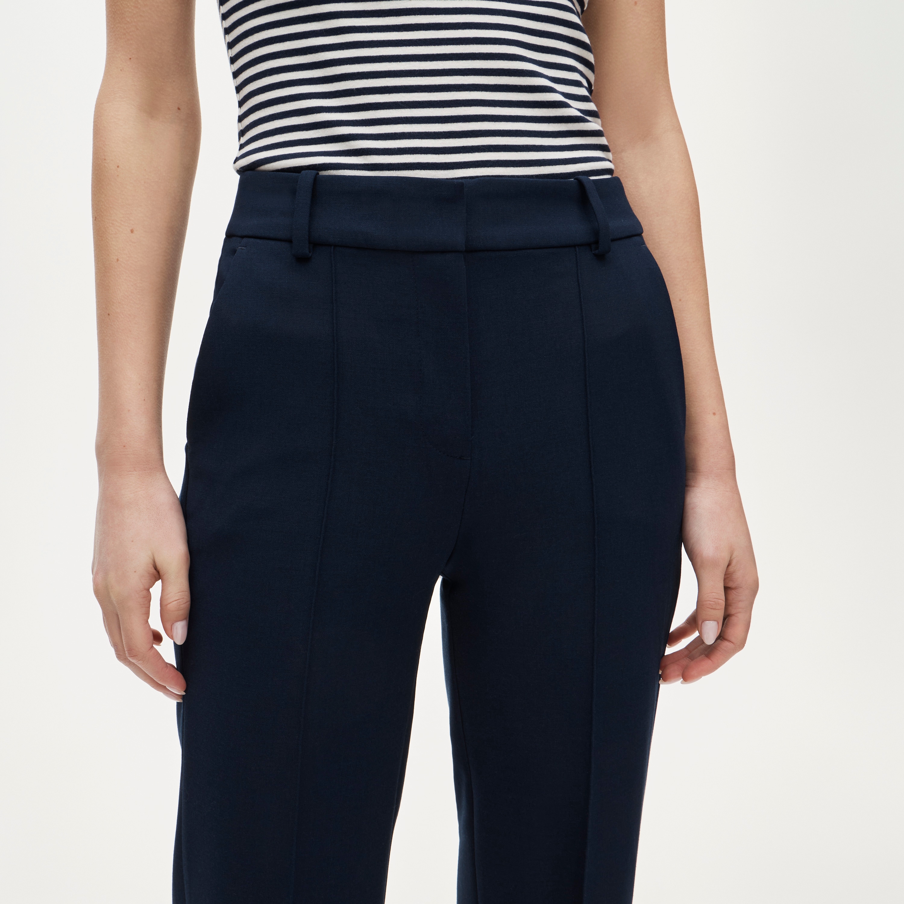 Natalia pant in four-season stretch