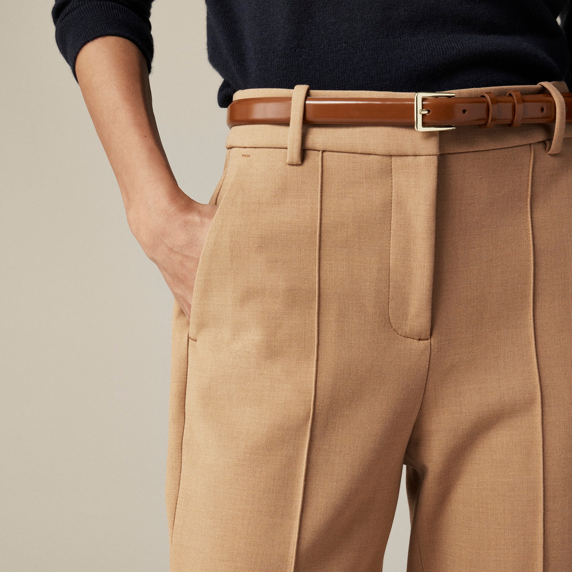Natalia pant in four-season stretch
