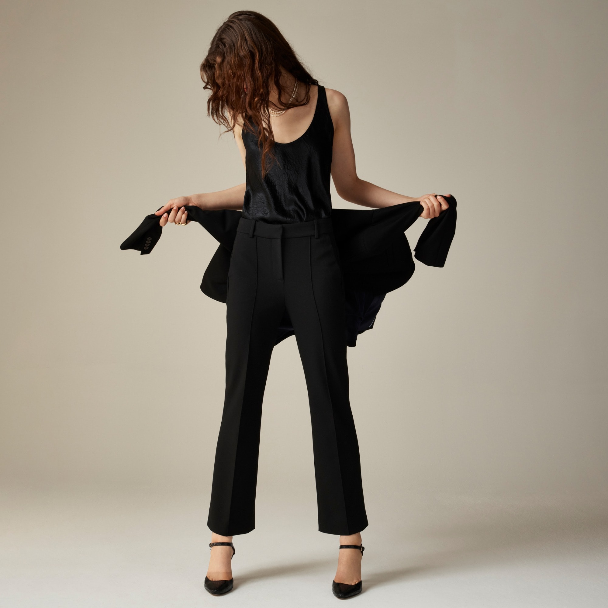 Cropped Natalia pant in four-season stretch