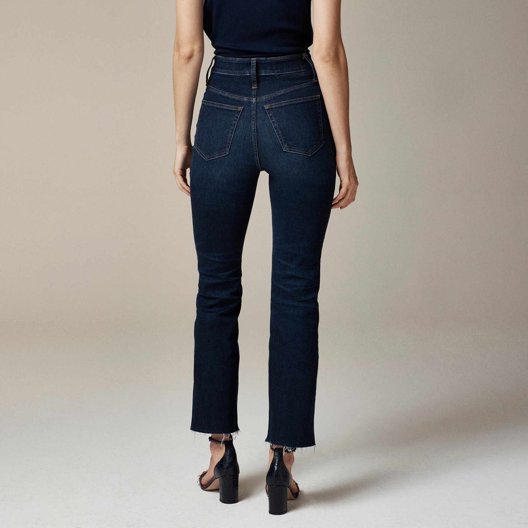 Curvy high-rise kickout jean