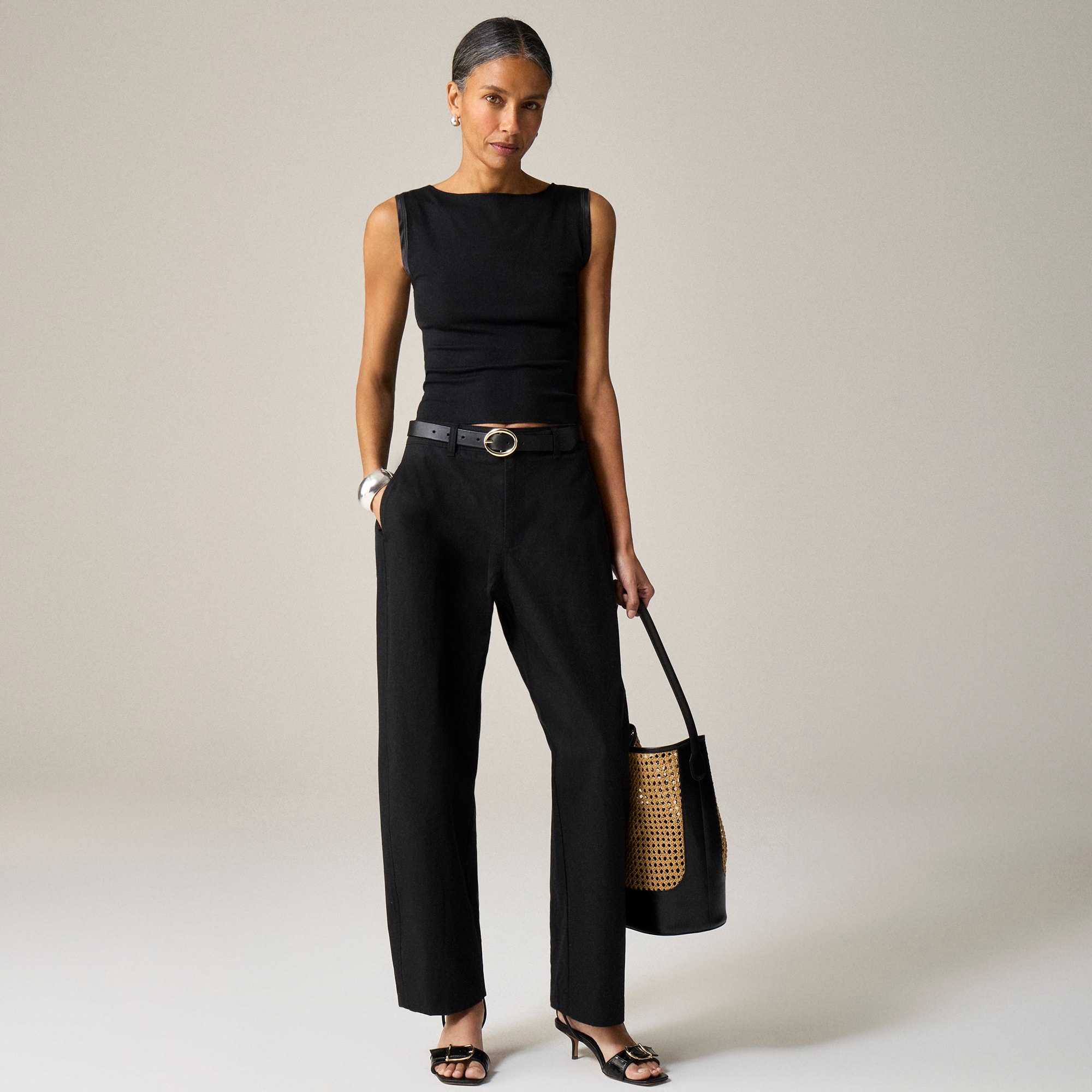 Refined rib shell tank