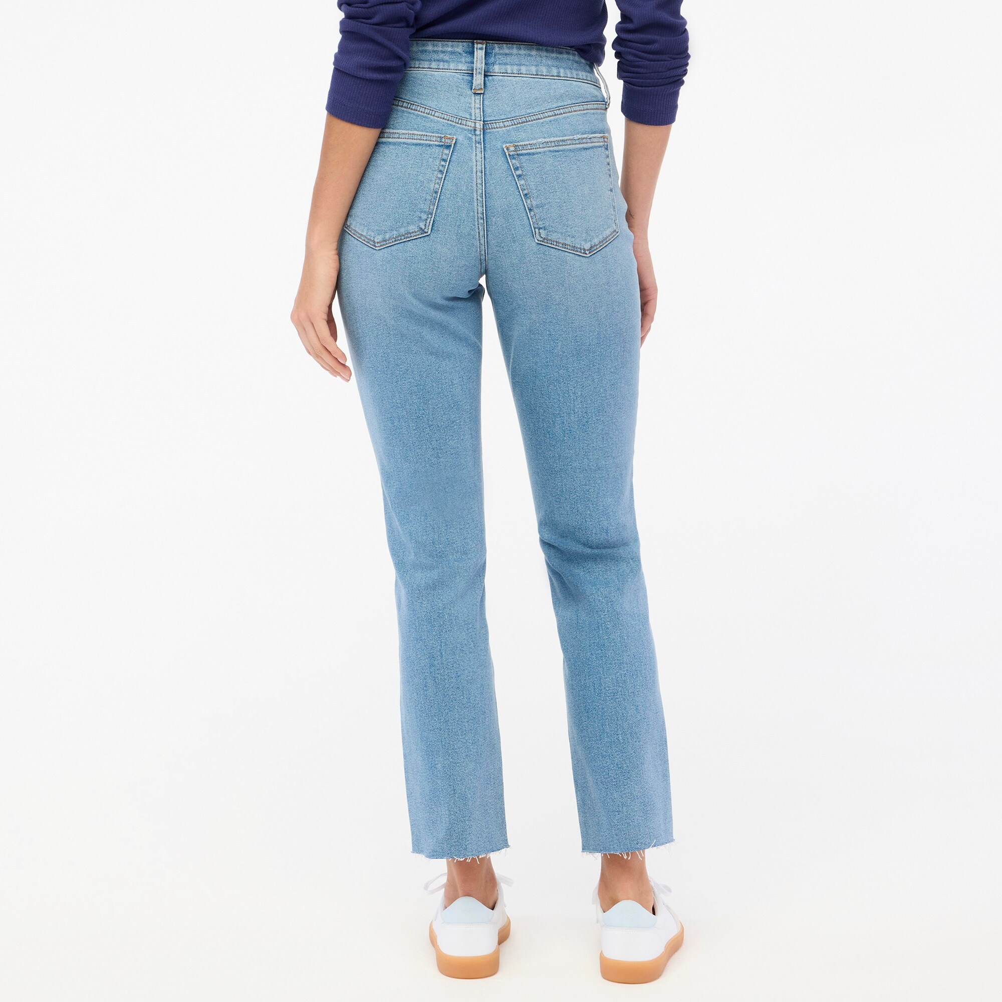 Petite essential straight jean in all-day stretch