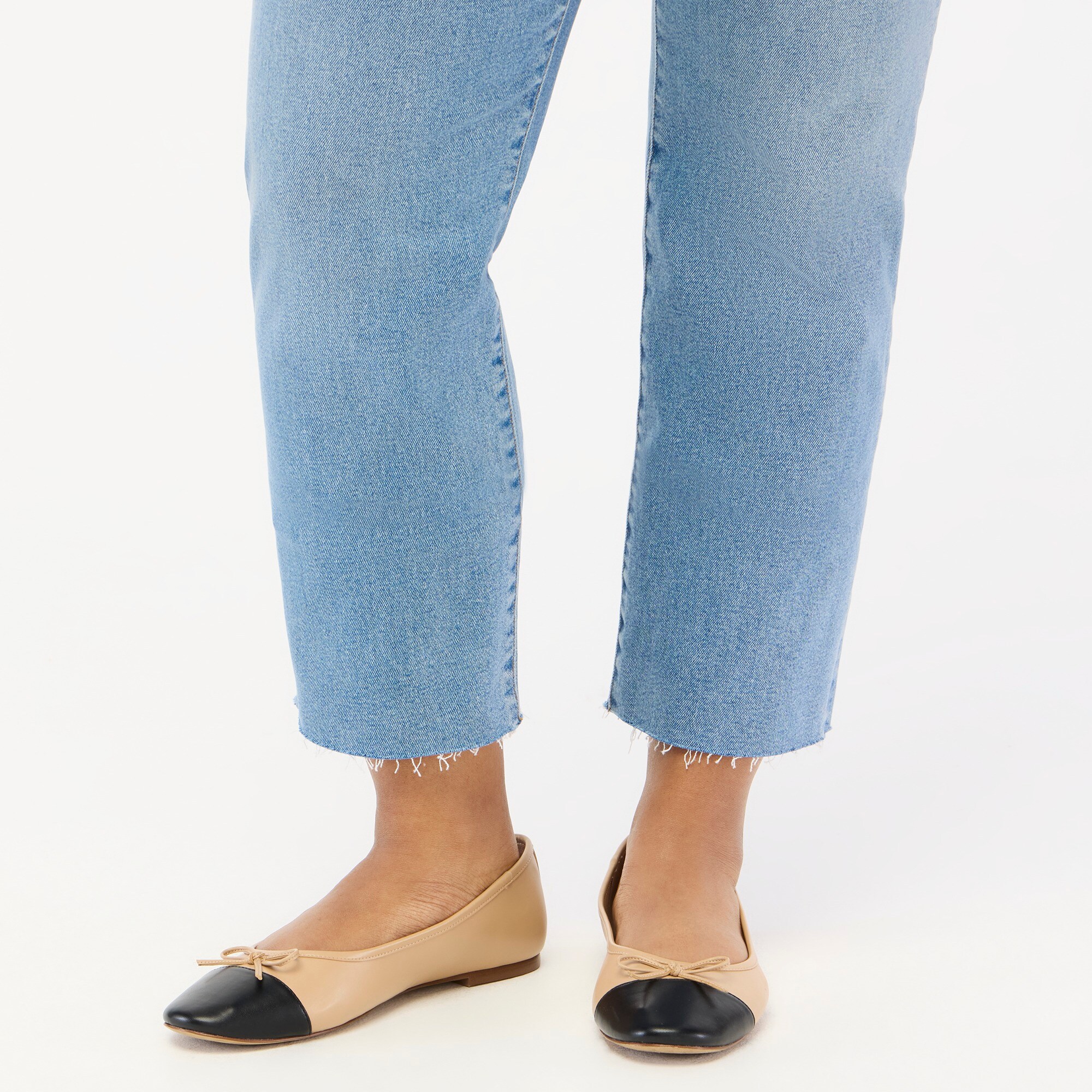 Petite essential straight jean in all-day stretch