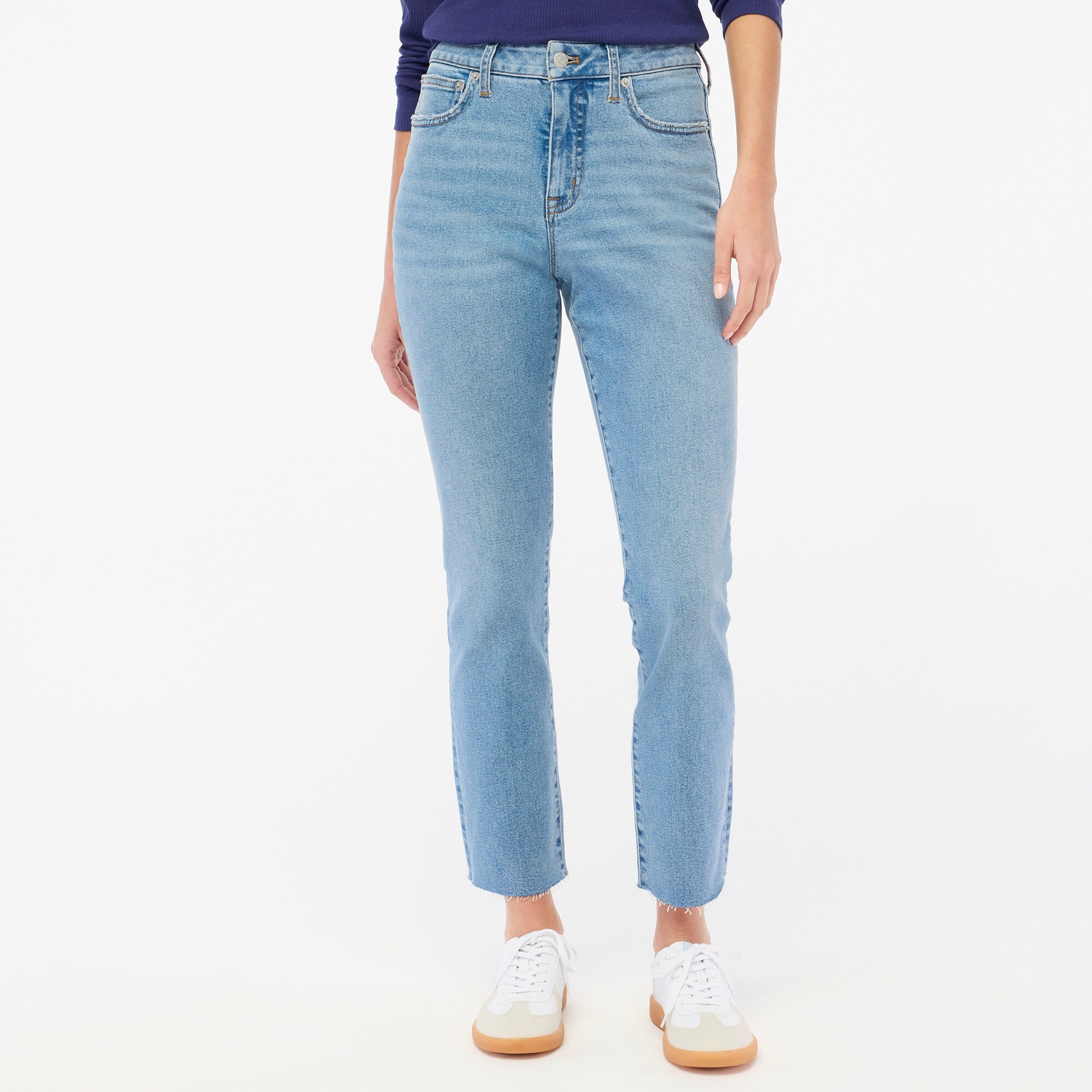 Petite essential straight jean in all-day stretch