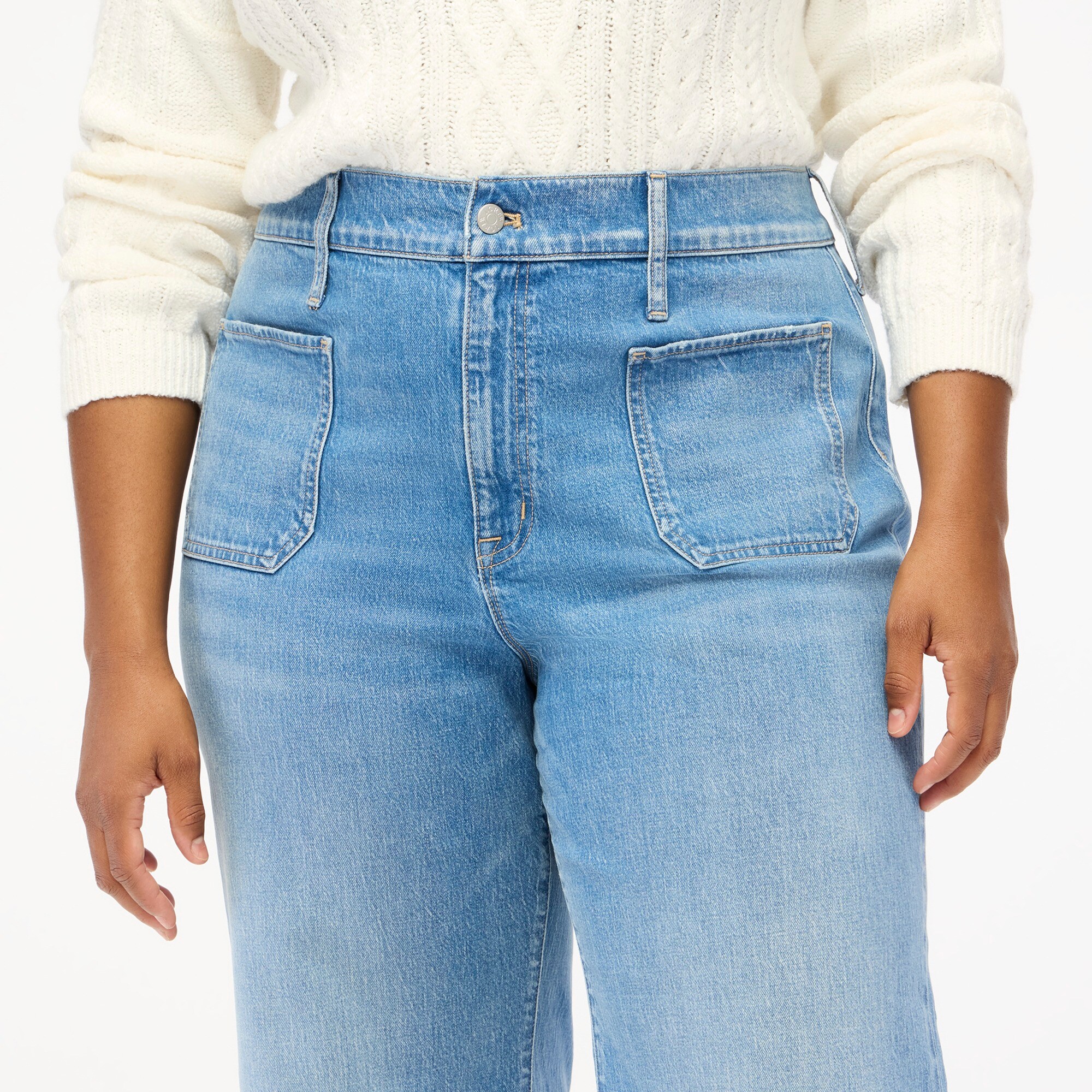 Cropped wide-leg patch-pocket jean in all-day stretch