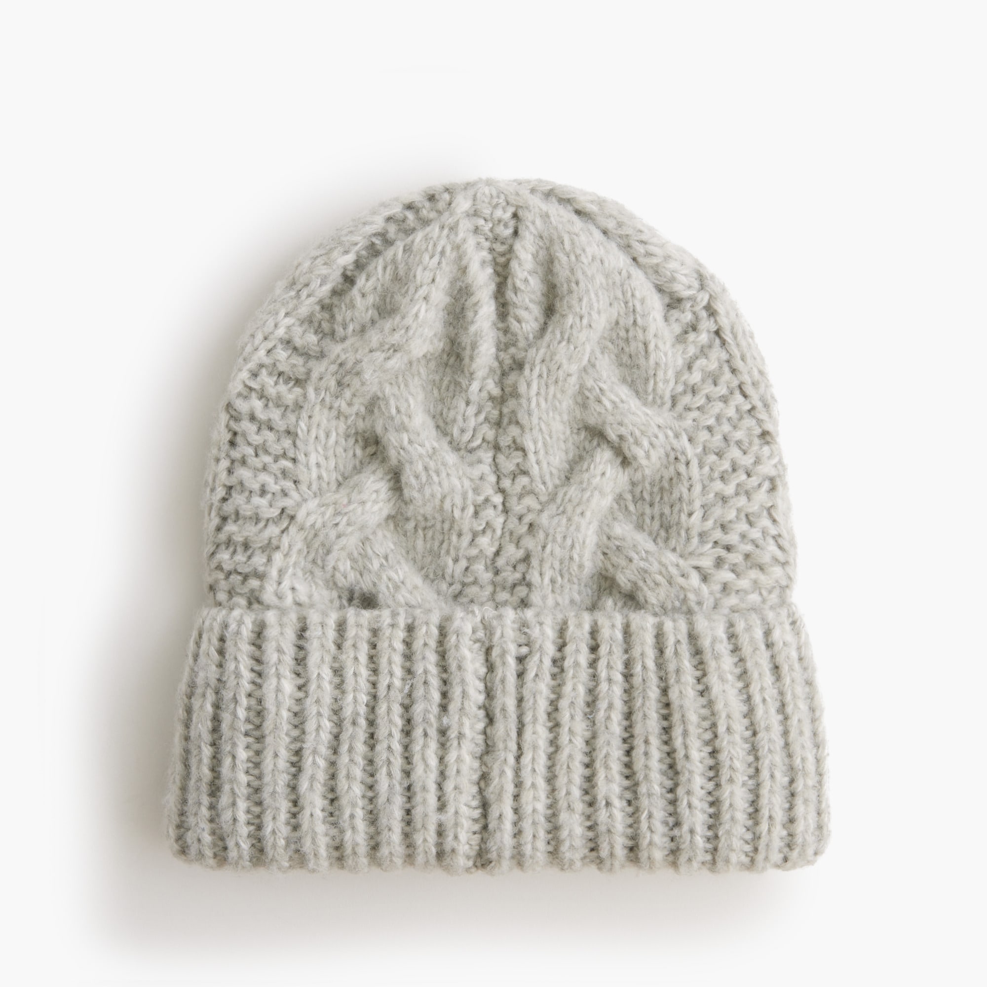  Cable-knit hat