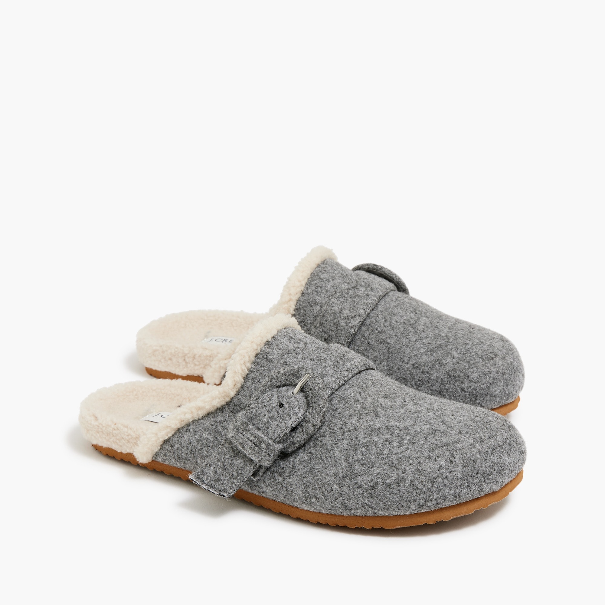Buckle clog slippers