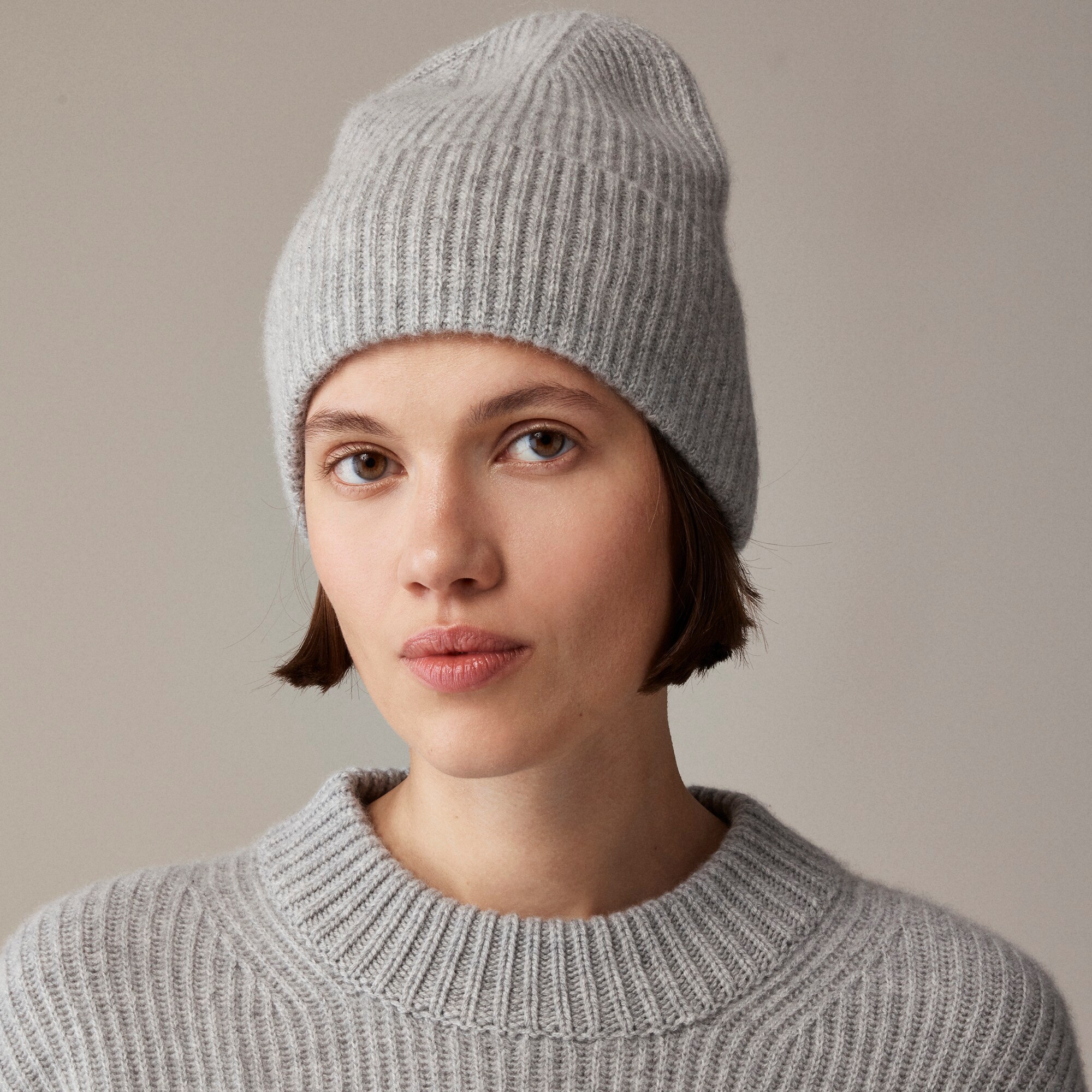 Ribbed cashmere beanie