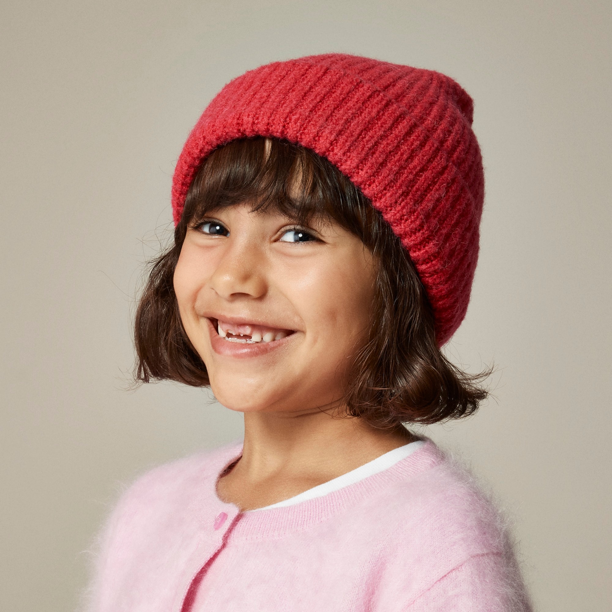  Kids' ribbed beanie in Supersoft yarn