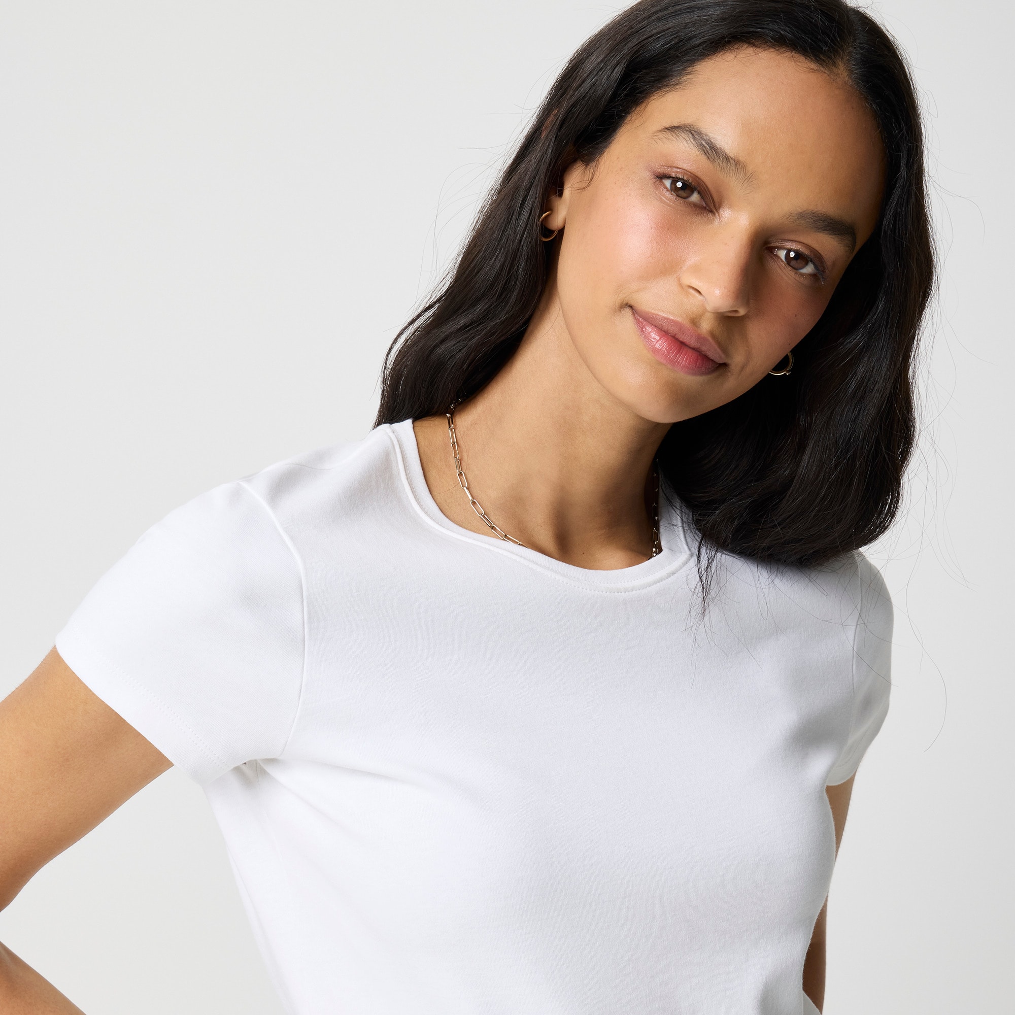 Essential short-sleeve crewneck tee