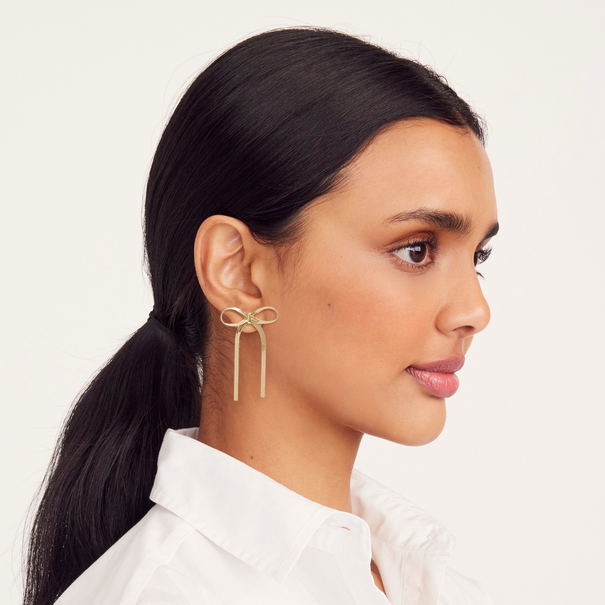 Metallic bow earrings