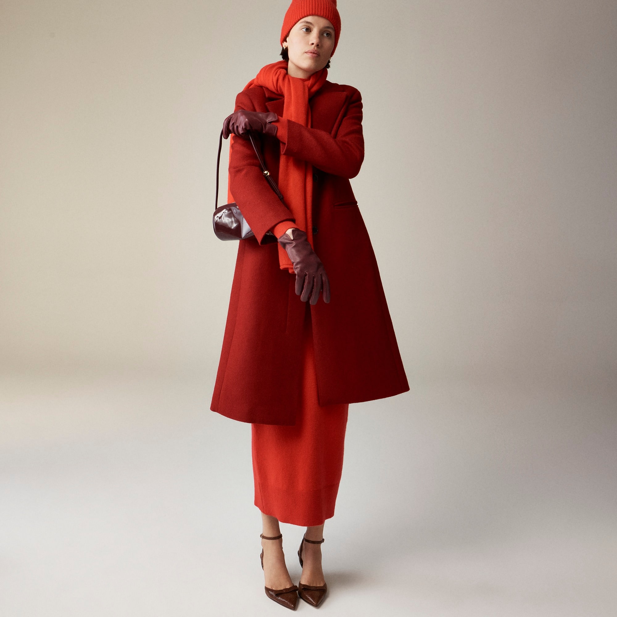 Leather touch-tech gloves