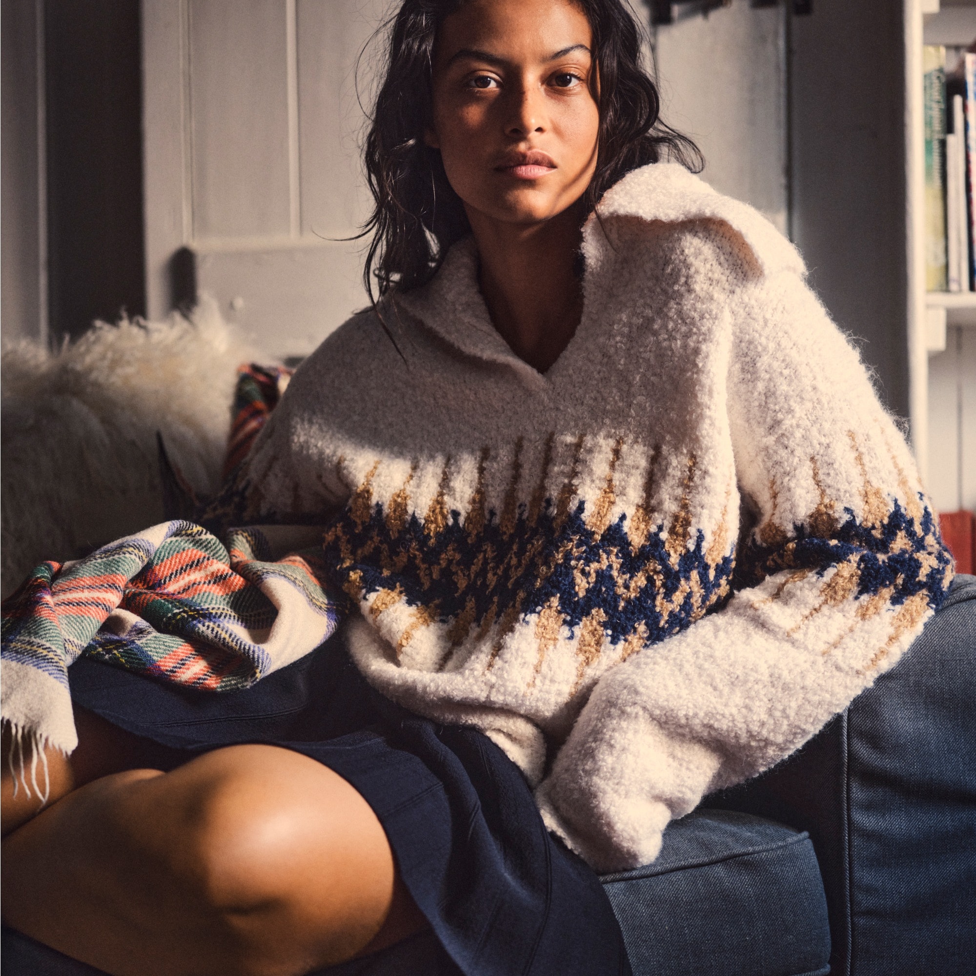Fair Isle johnny-collar sweater in boucl&eacute; yarn - image 4