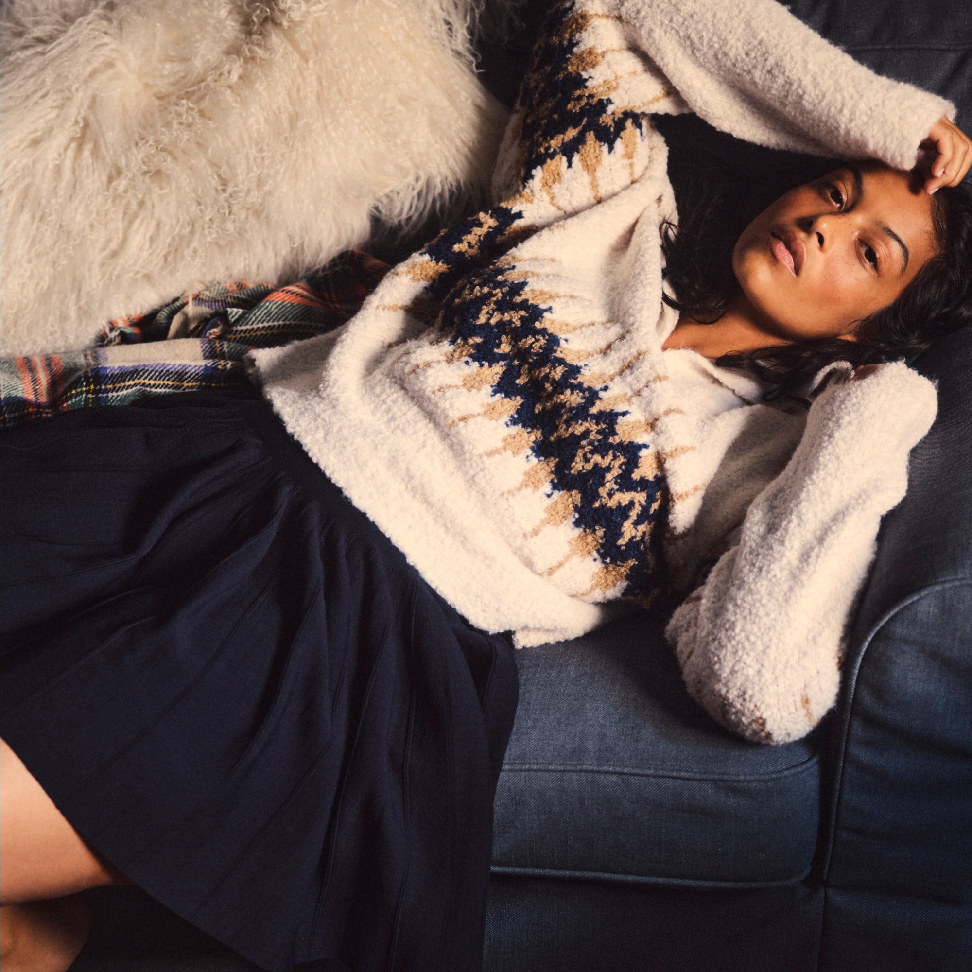 Fair Isle johnny-collar sweater in boucl&eacute; yarn - image 5