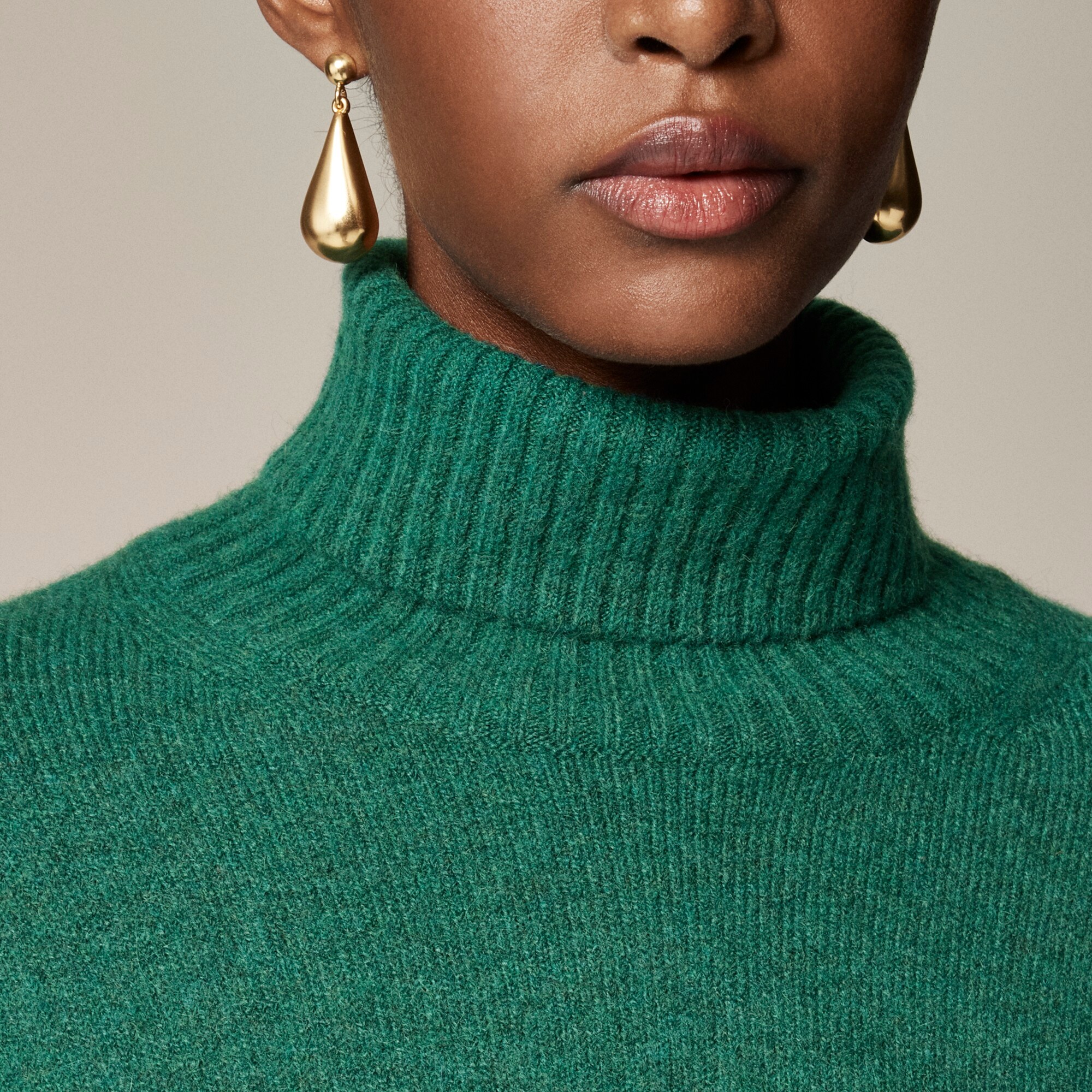 Turtleneck sweater in Supersoft yarn