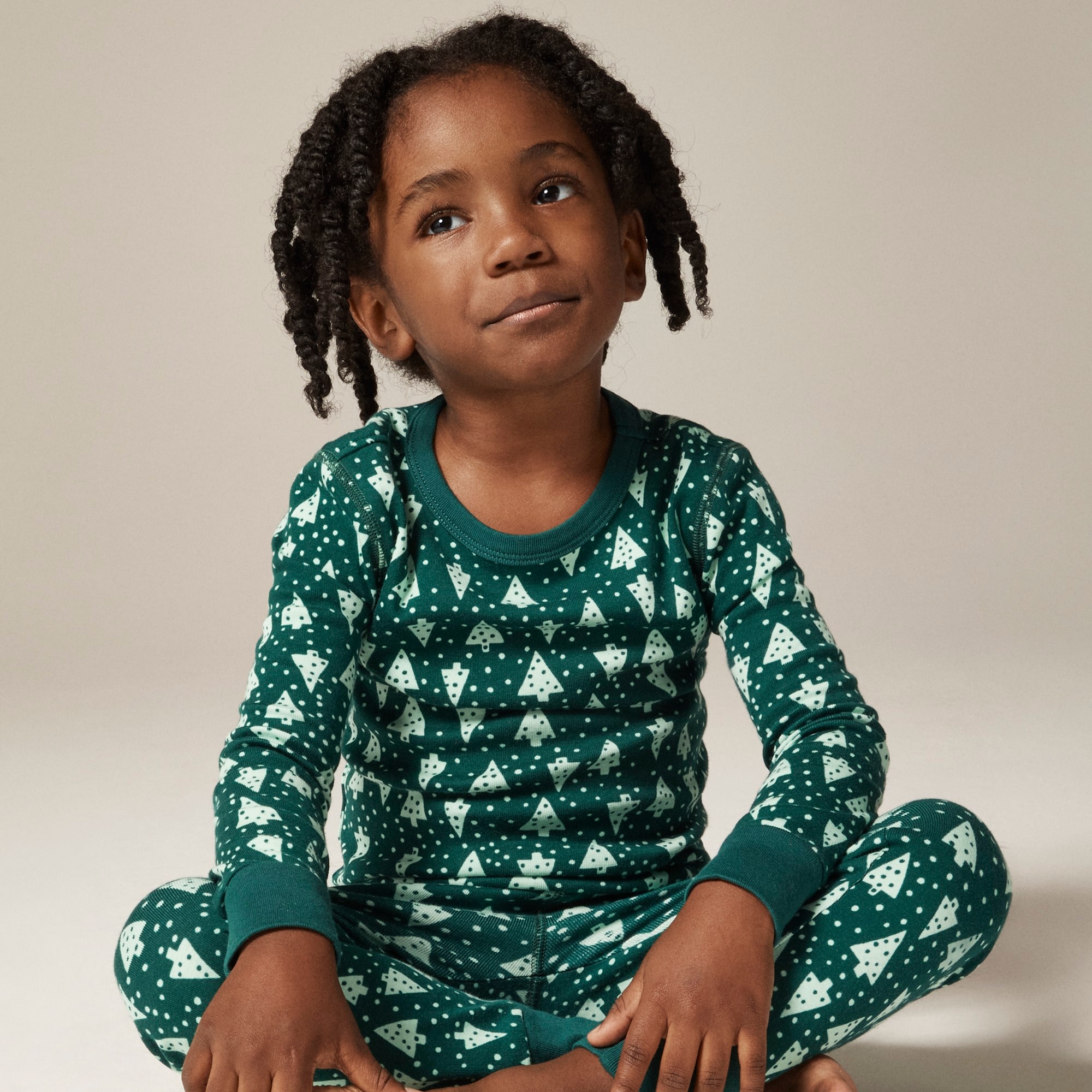  Kids' long-sleeve printed pajama set
