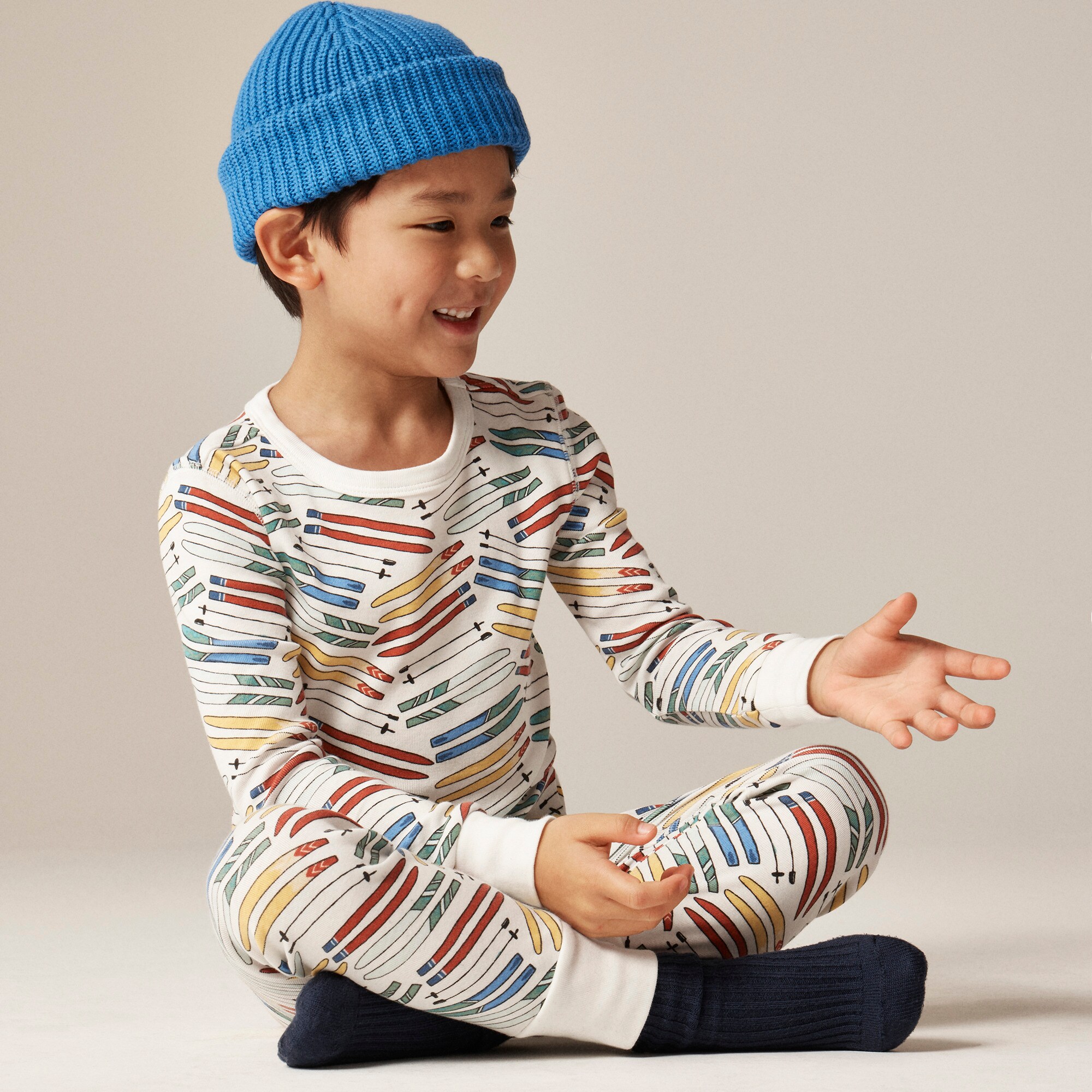  Kids' long-sleeve printed pajama set