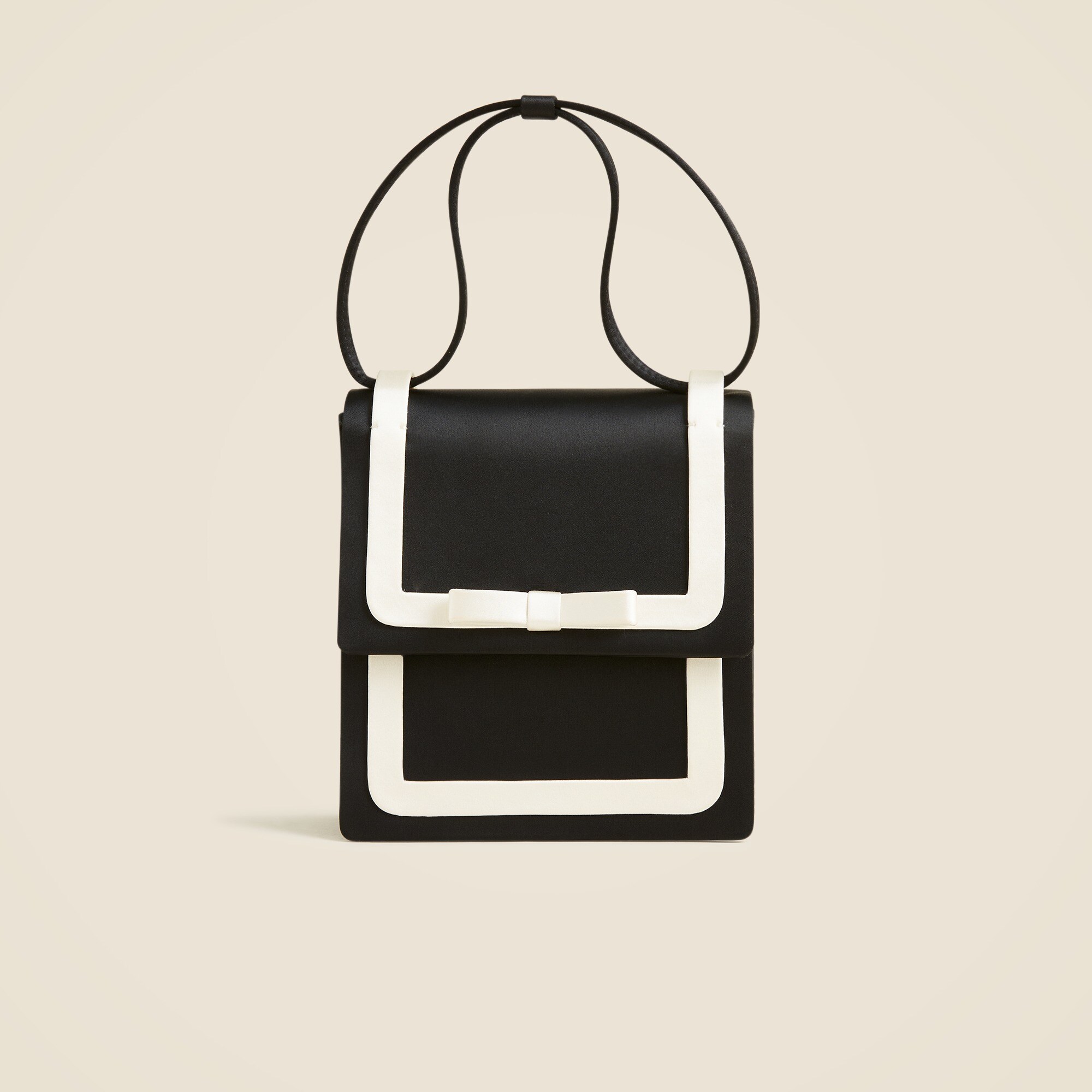 Collection small bow bag in satin