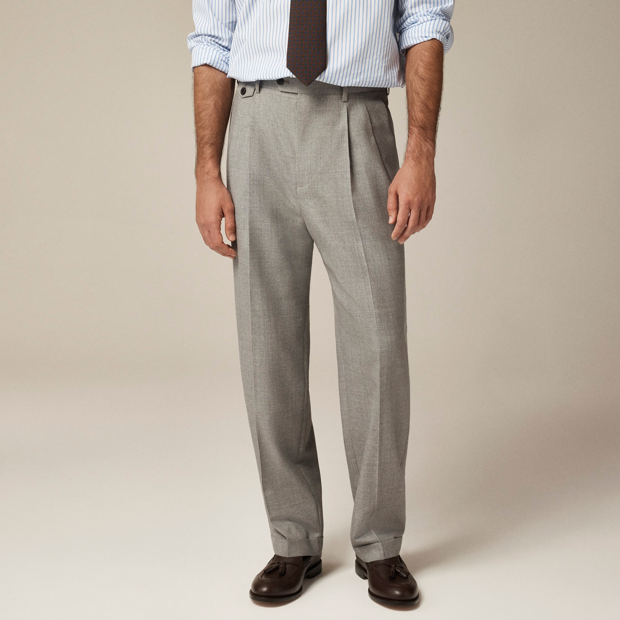 mens Relaxed-fit double-pleated trouser in Italian tropical wool