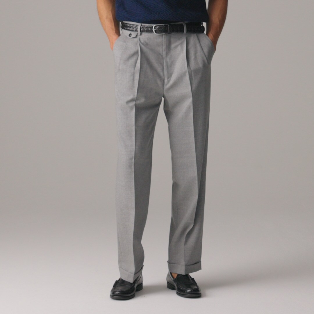 Relaxed-fit Double-pleated Trouser In Italian Tropical Wool For
