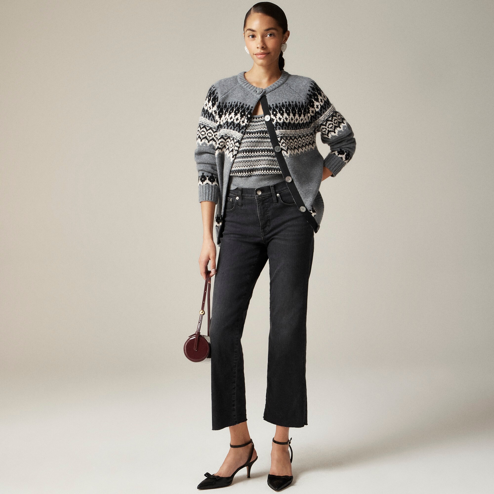 womens Mid-rise kickout jean