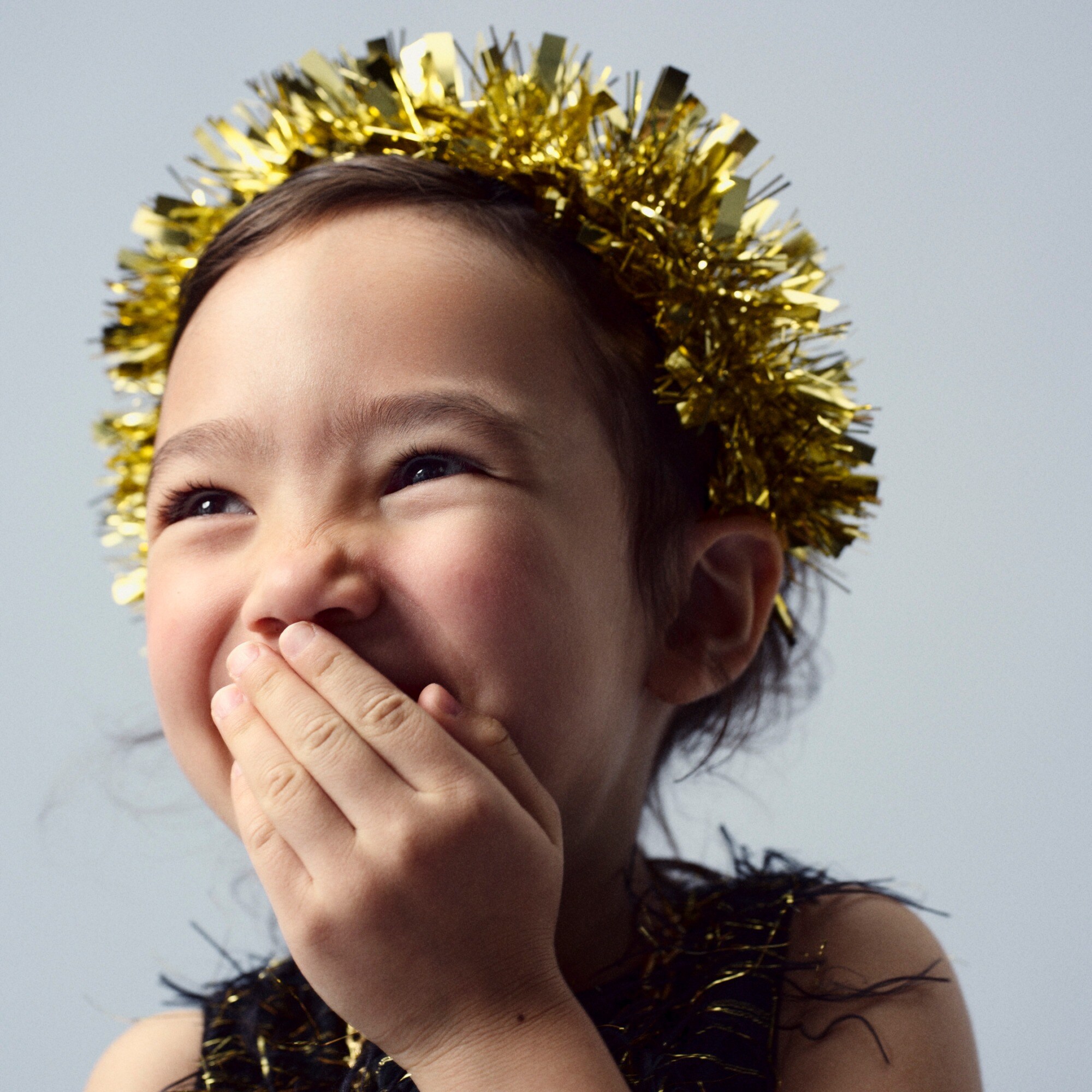  Girls' tinsel headband