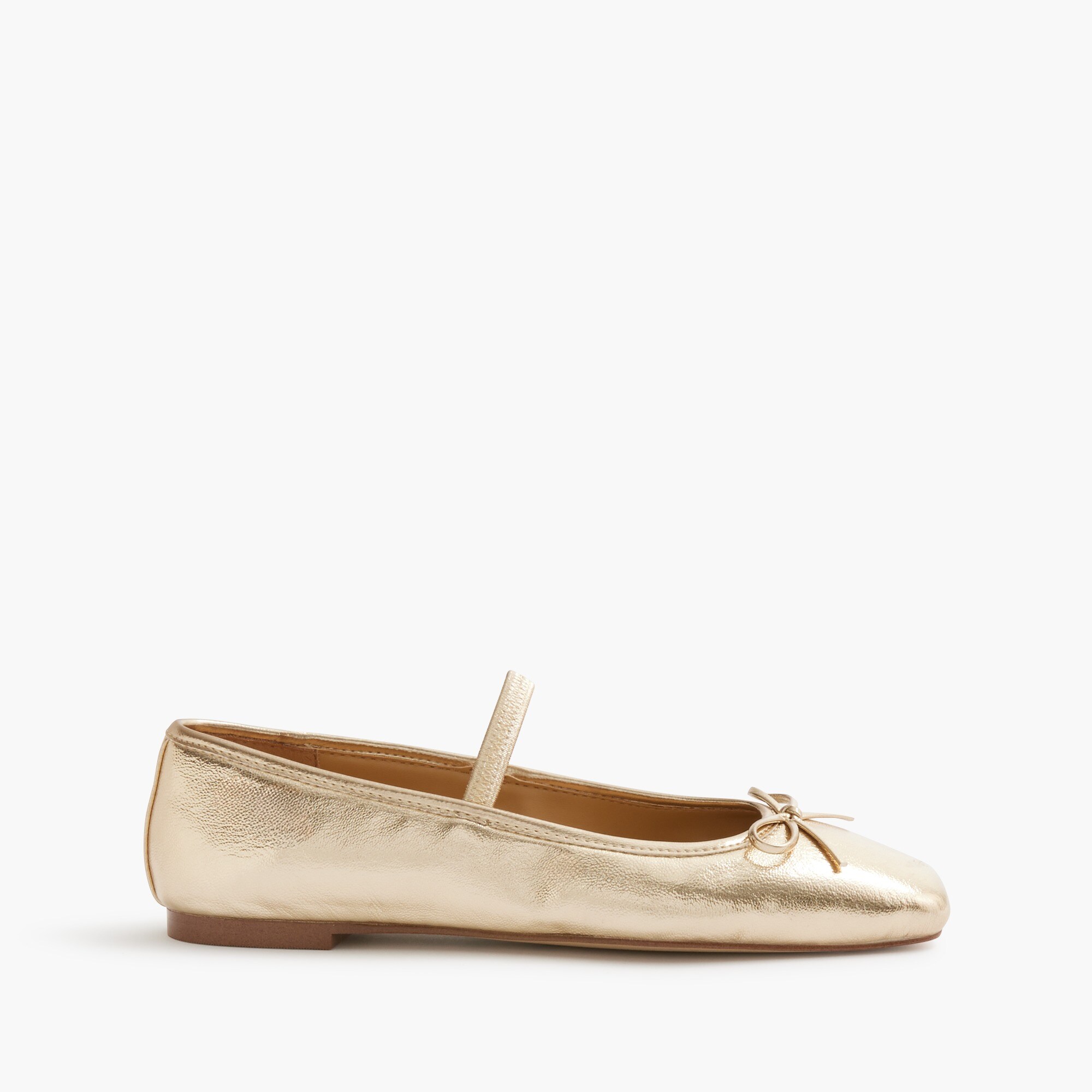 Ballet flats with strap