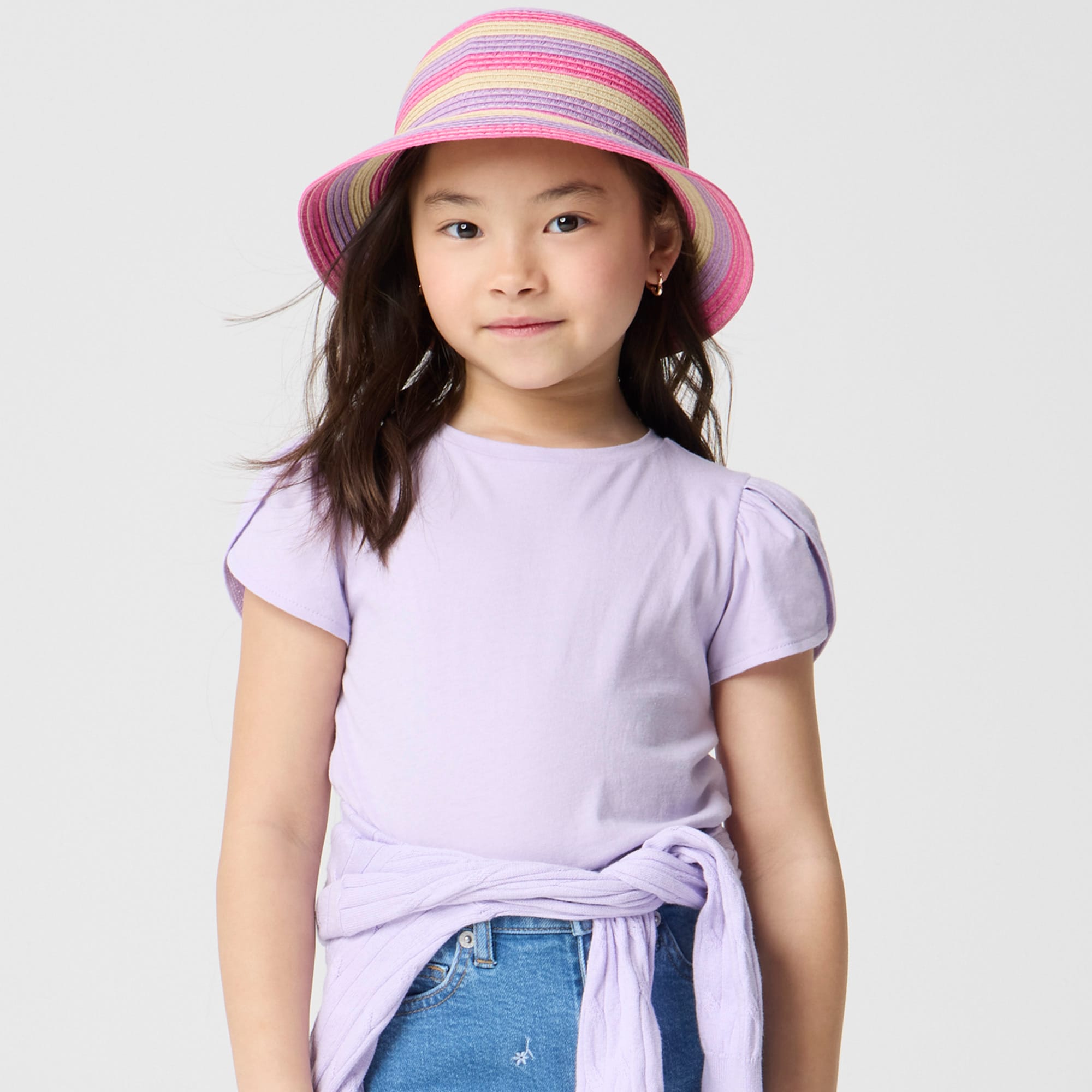  Girls' flutter-sleeve tee