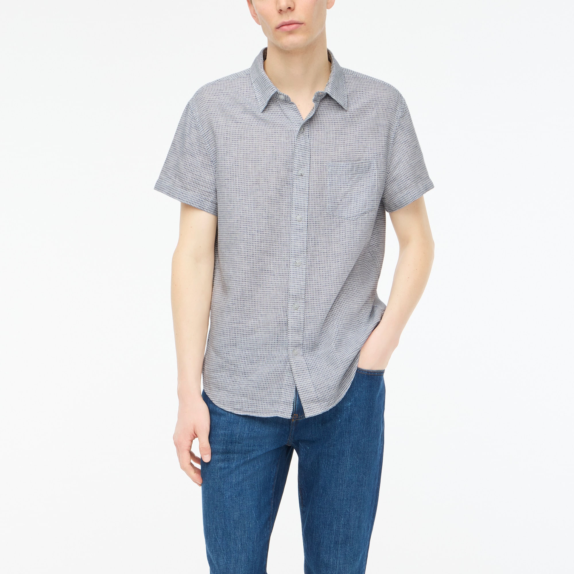 Short-sleeve dobby dot shirt