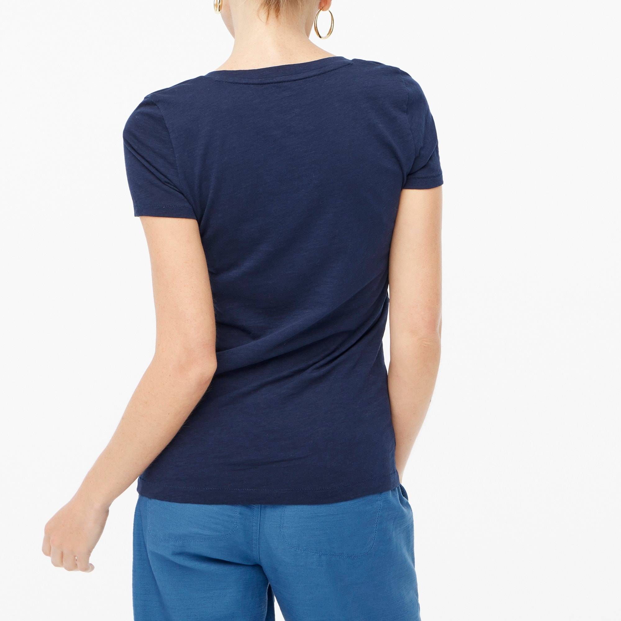 Short-sleeve vintage cotton V-neck tee