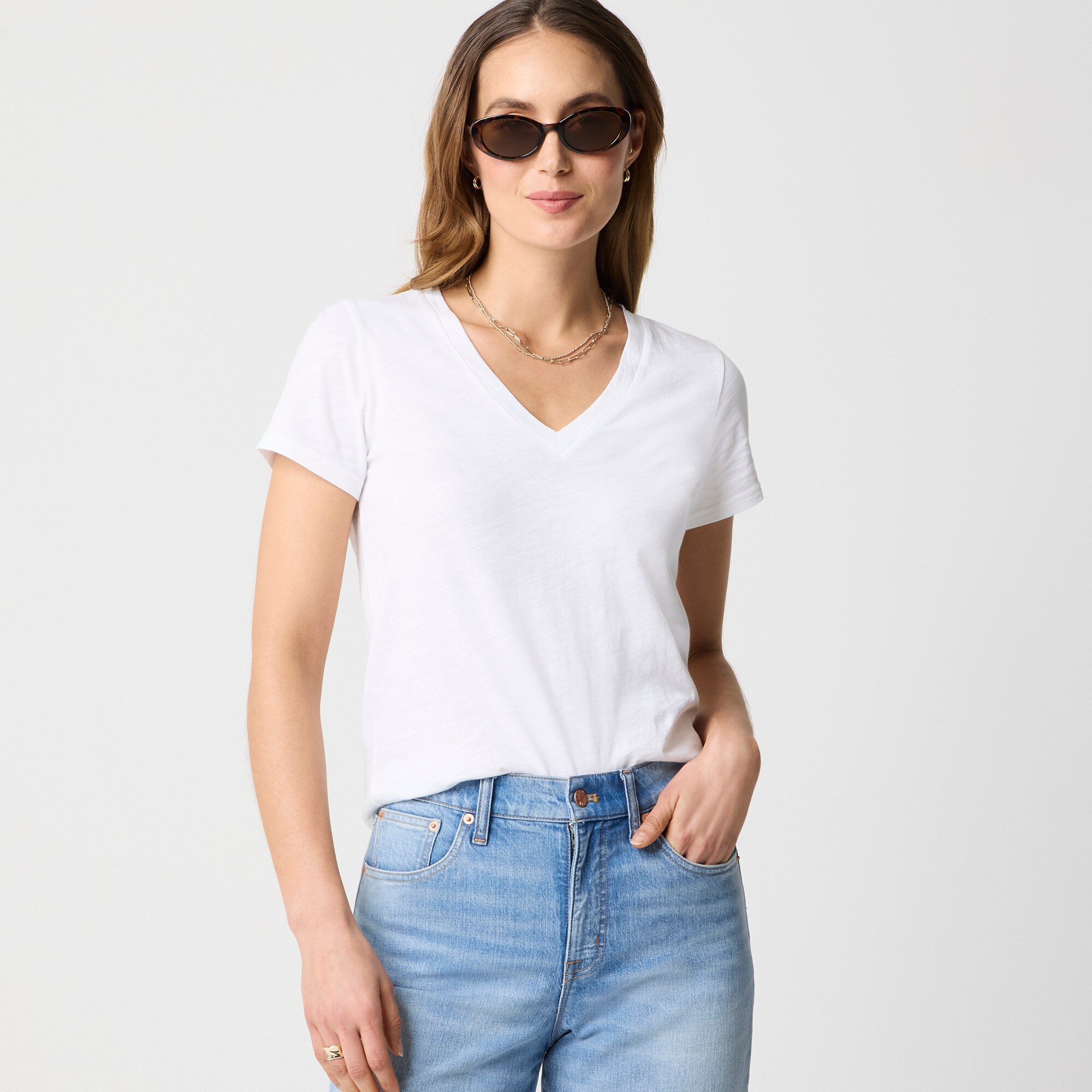 Short-sleeve vintage cotton V-neck tee