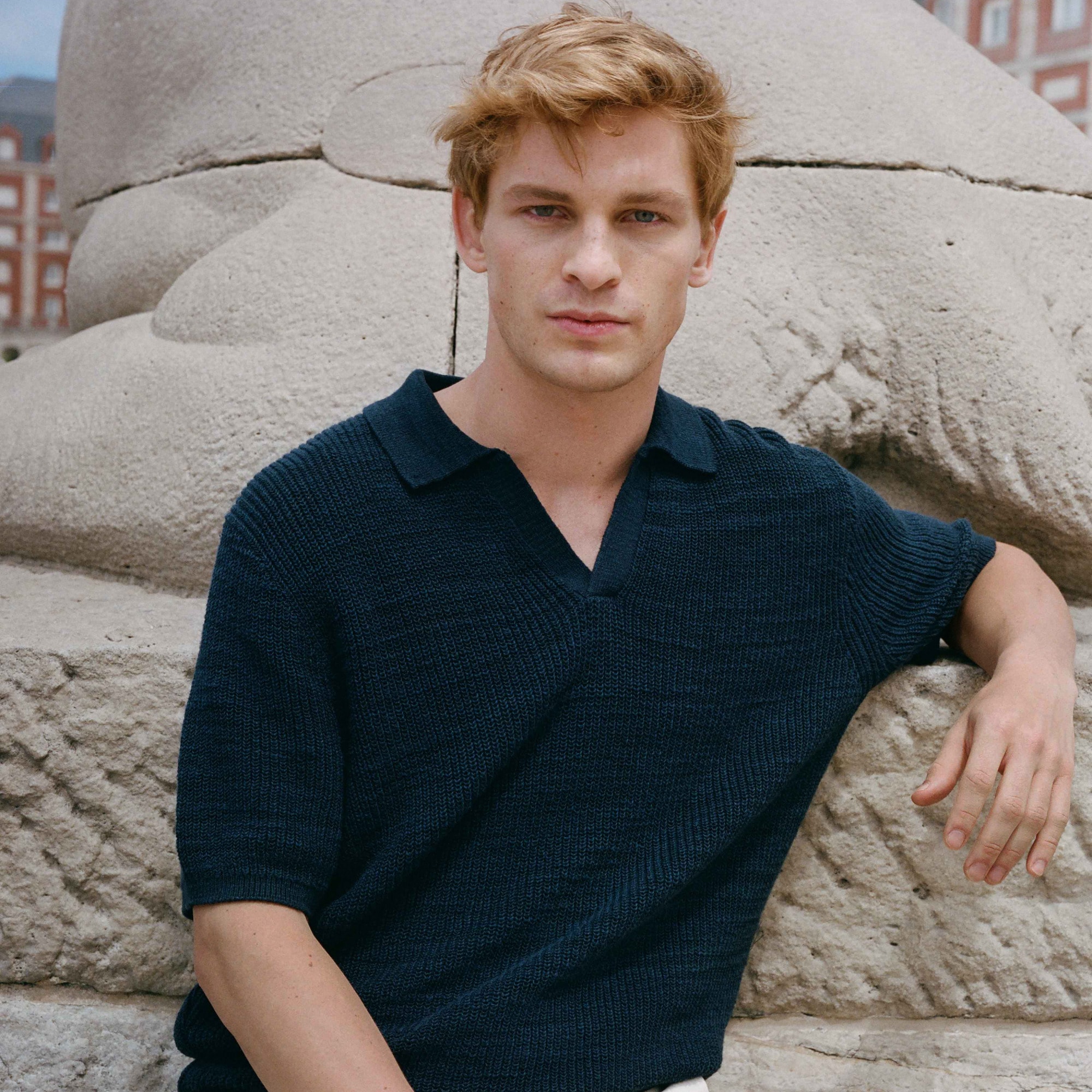 Short-sleeve linen-cotton blend johnny-collar sweater-polo