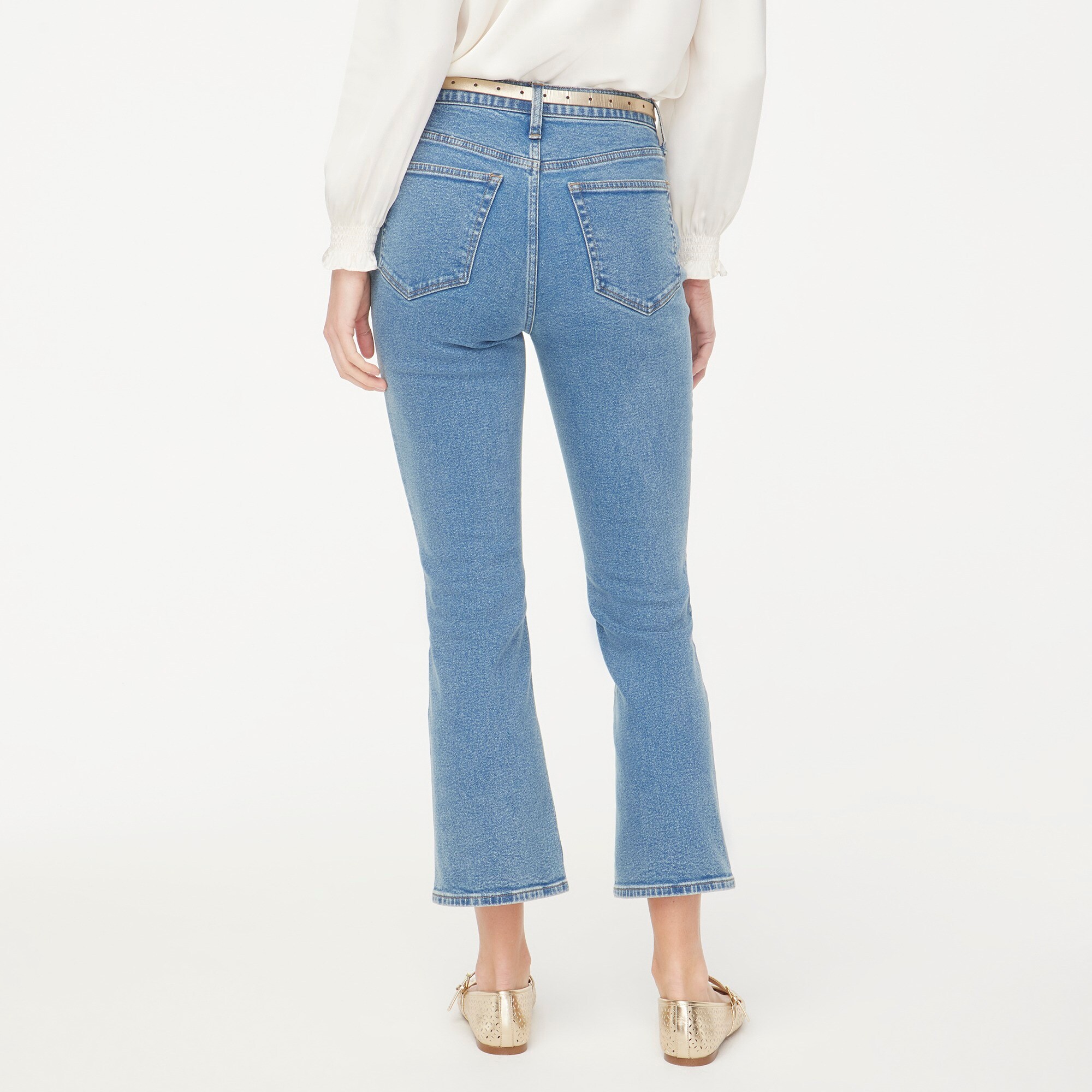Petite mid-rise flare crop jean in all-day stretch