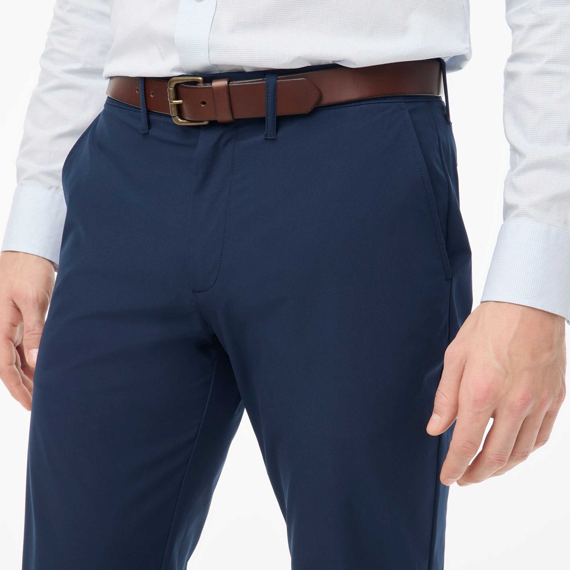 Straight-fit tech chino pant
