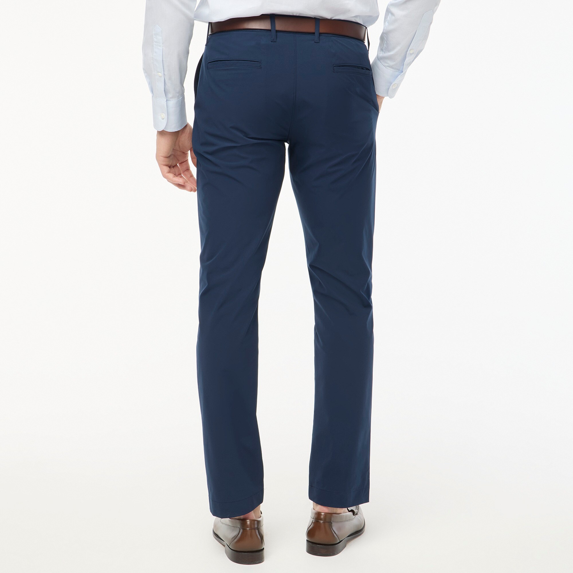 Straight-fit tech chino pant
