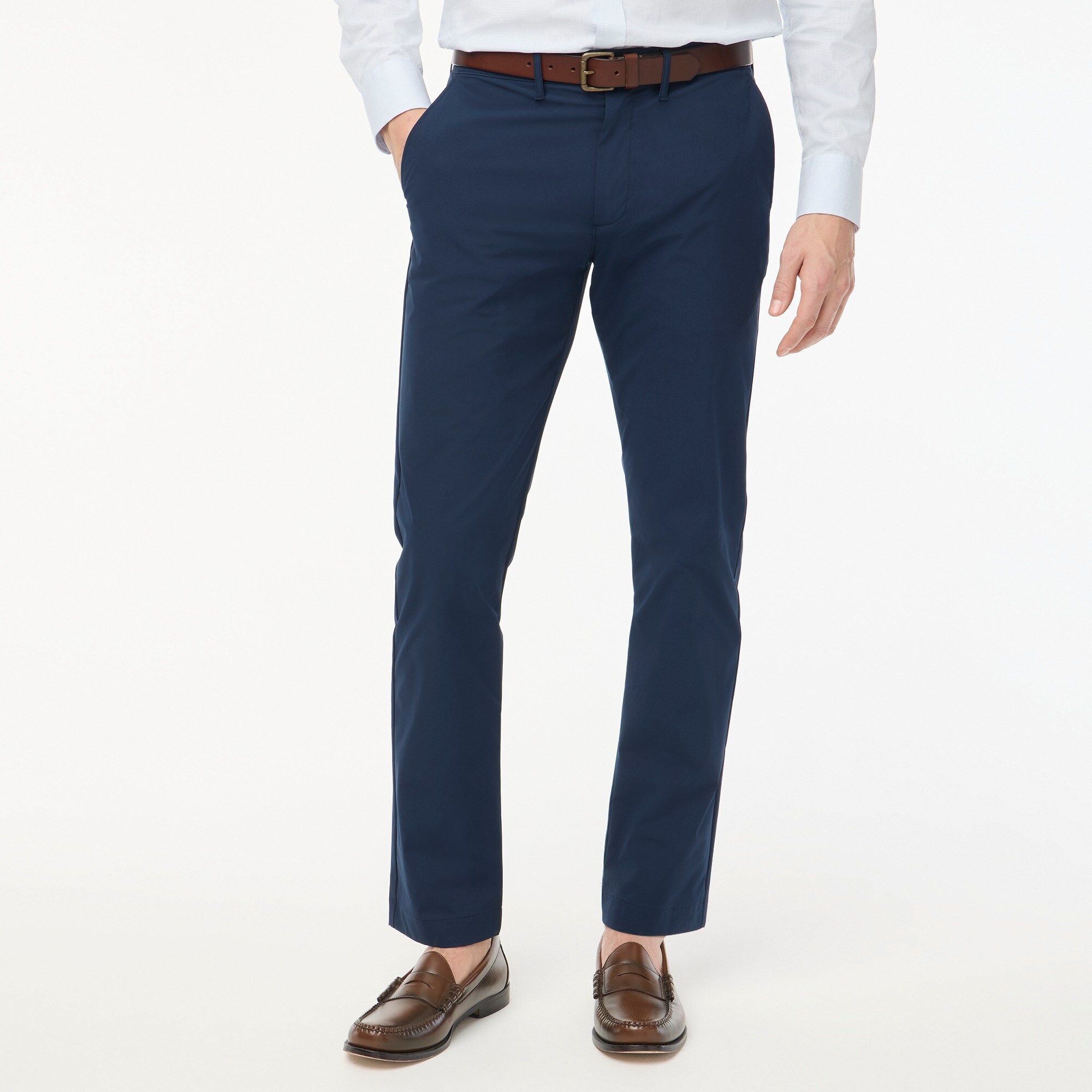 Straight-fit tech chino pant